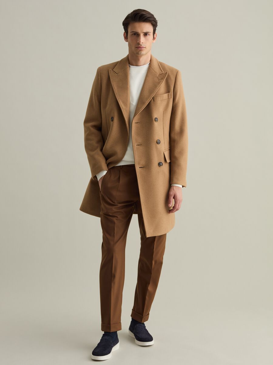 Contemporary long double-breasted coat_0