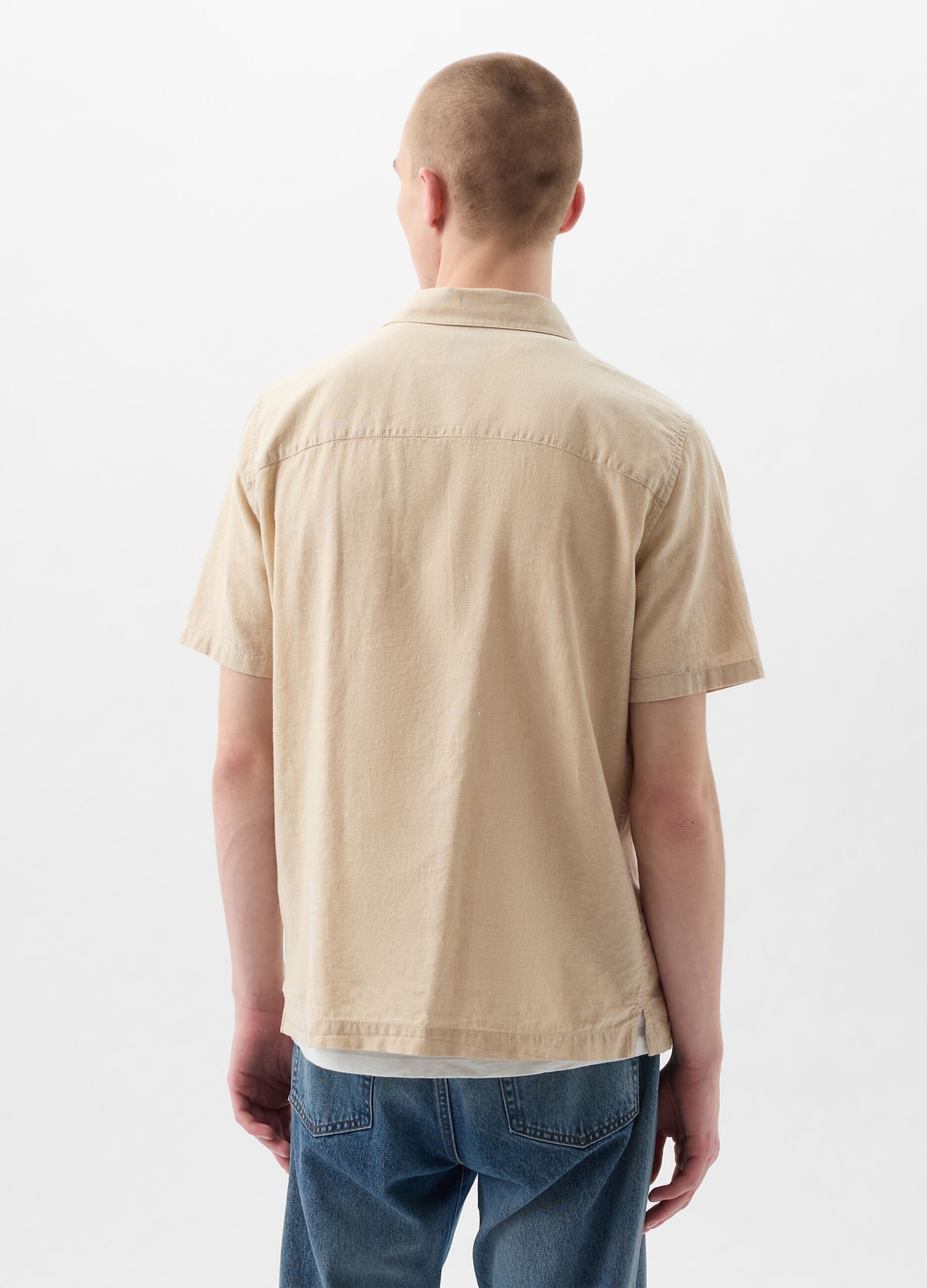 Linen and cotton short-sleeved shirt