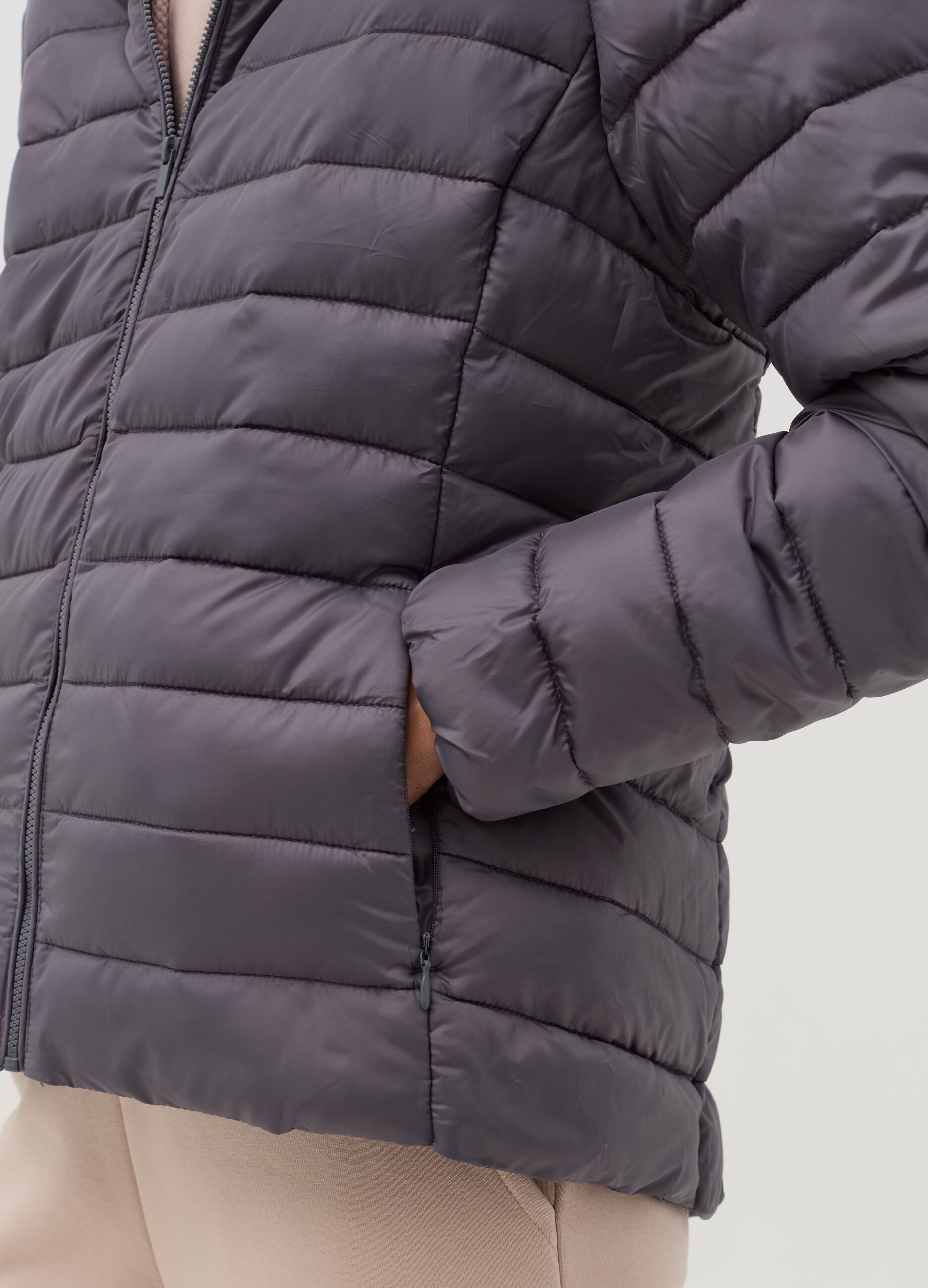 Essential short ultralight down jacket