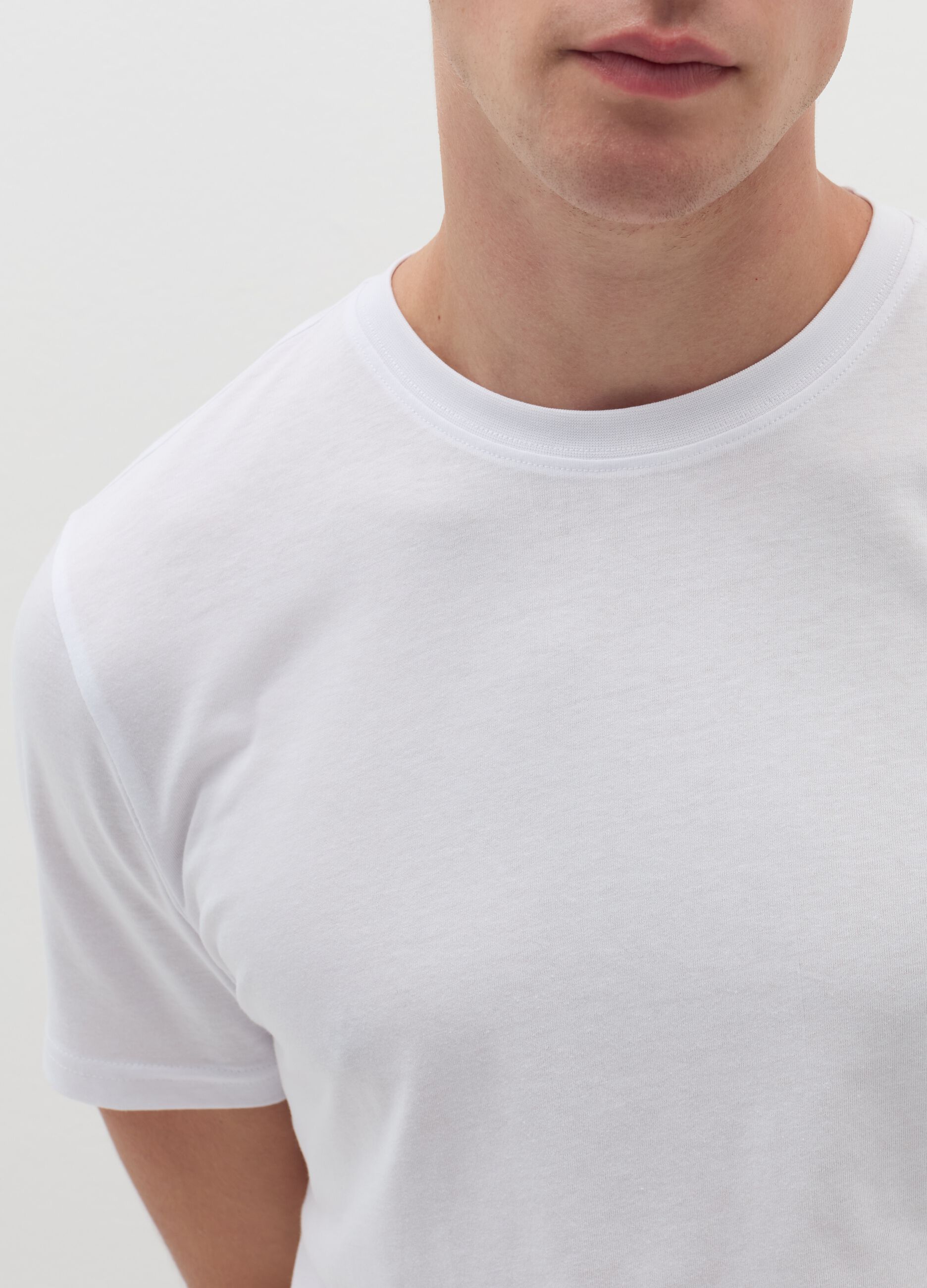 Three-pack organic cotton undershirts