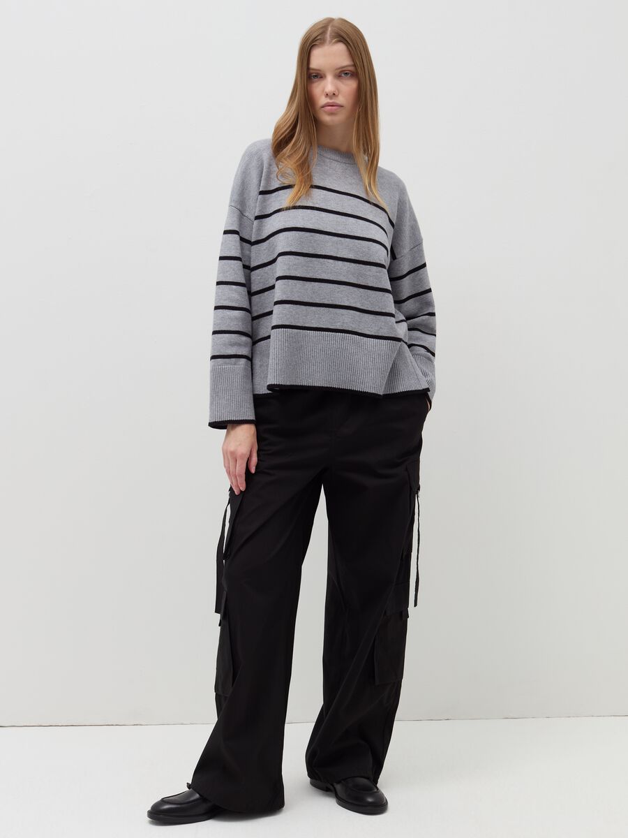 Striped pullover with slits_0