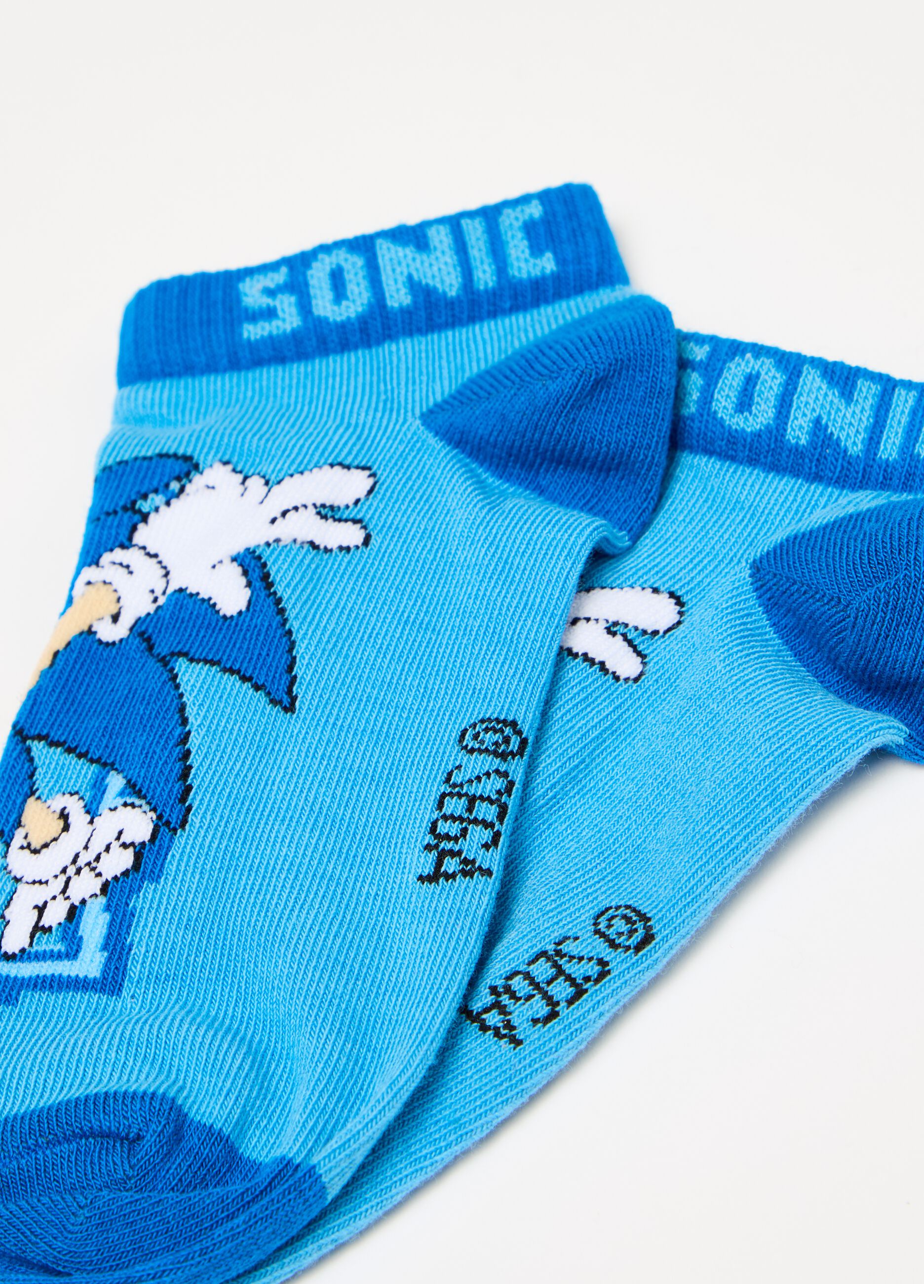 Two-pair pack short socks with Sonic™ design