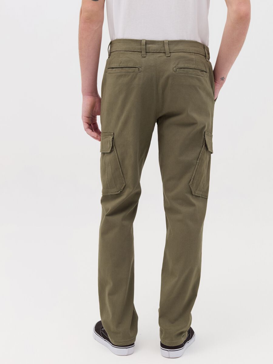 Slim-fit cargo trousers_2