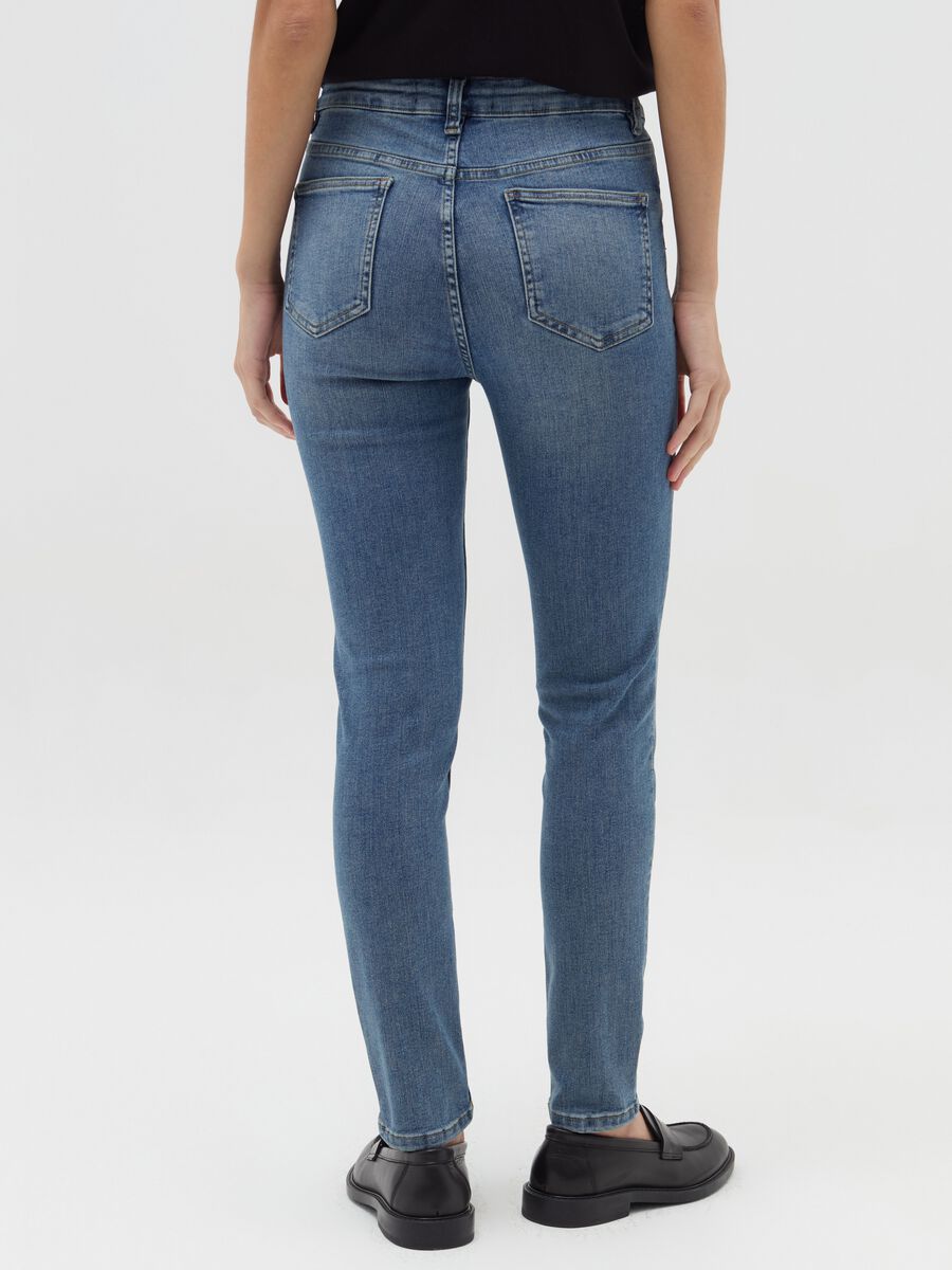 Skinny-fit jeans with five pockets_2