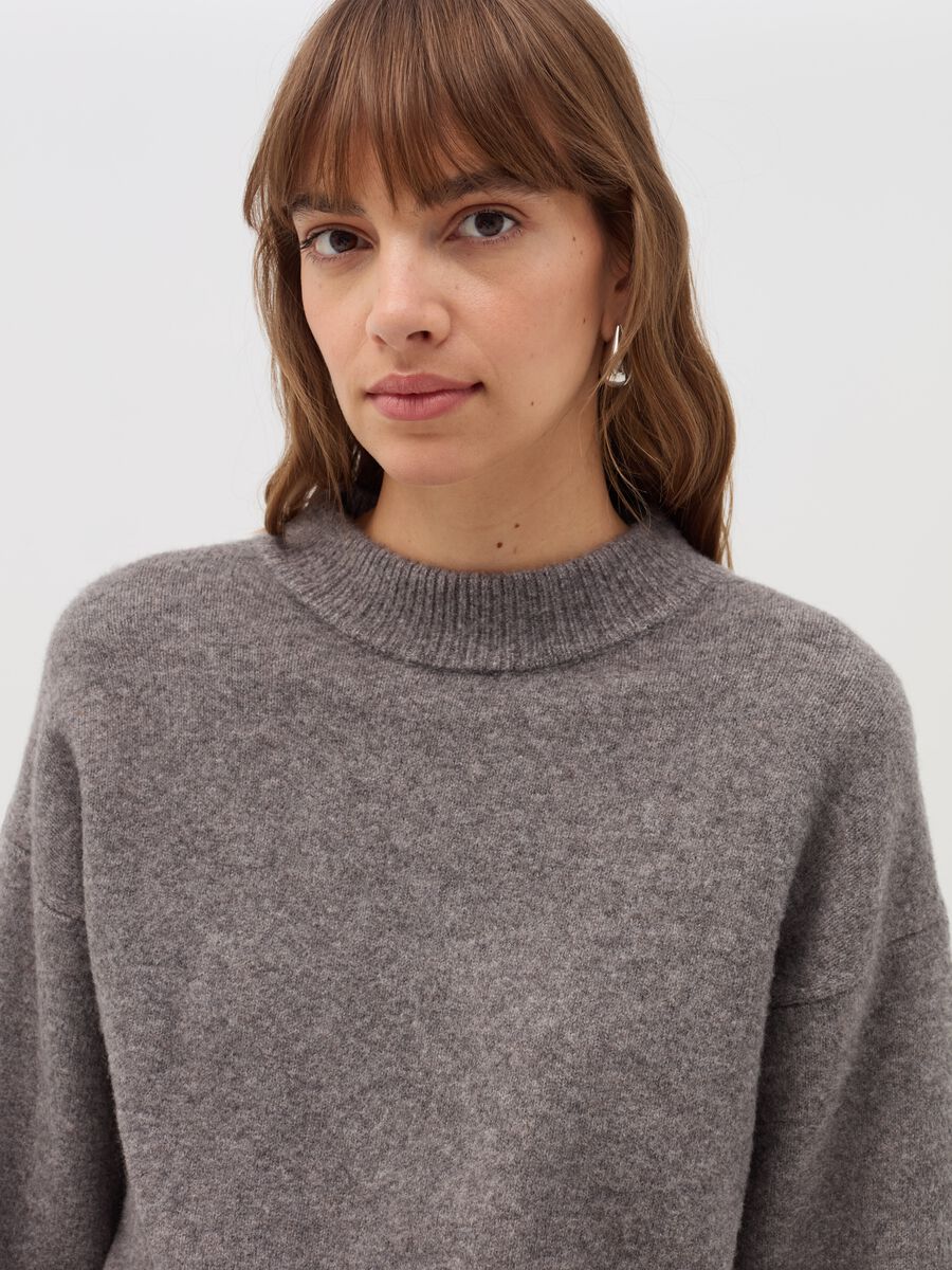 Mélange pullover with mock neck_3