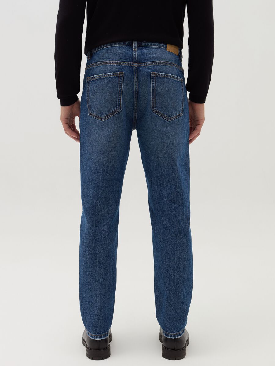 Relaxed-fit jeans with five pockets_2