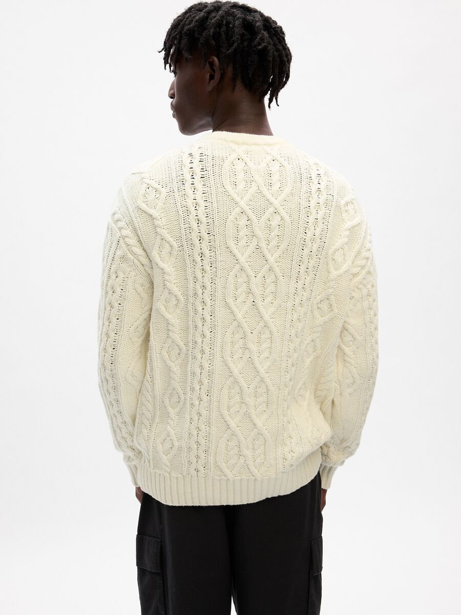 Pullover with woven design_2