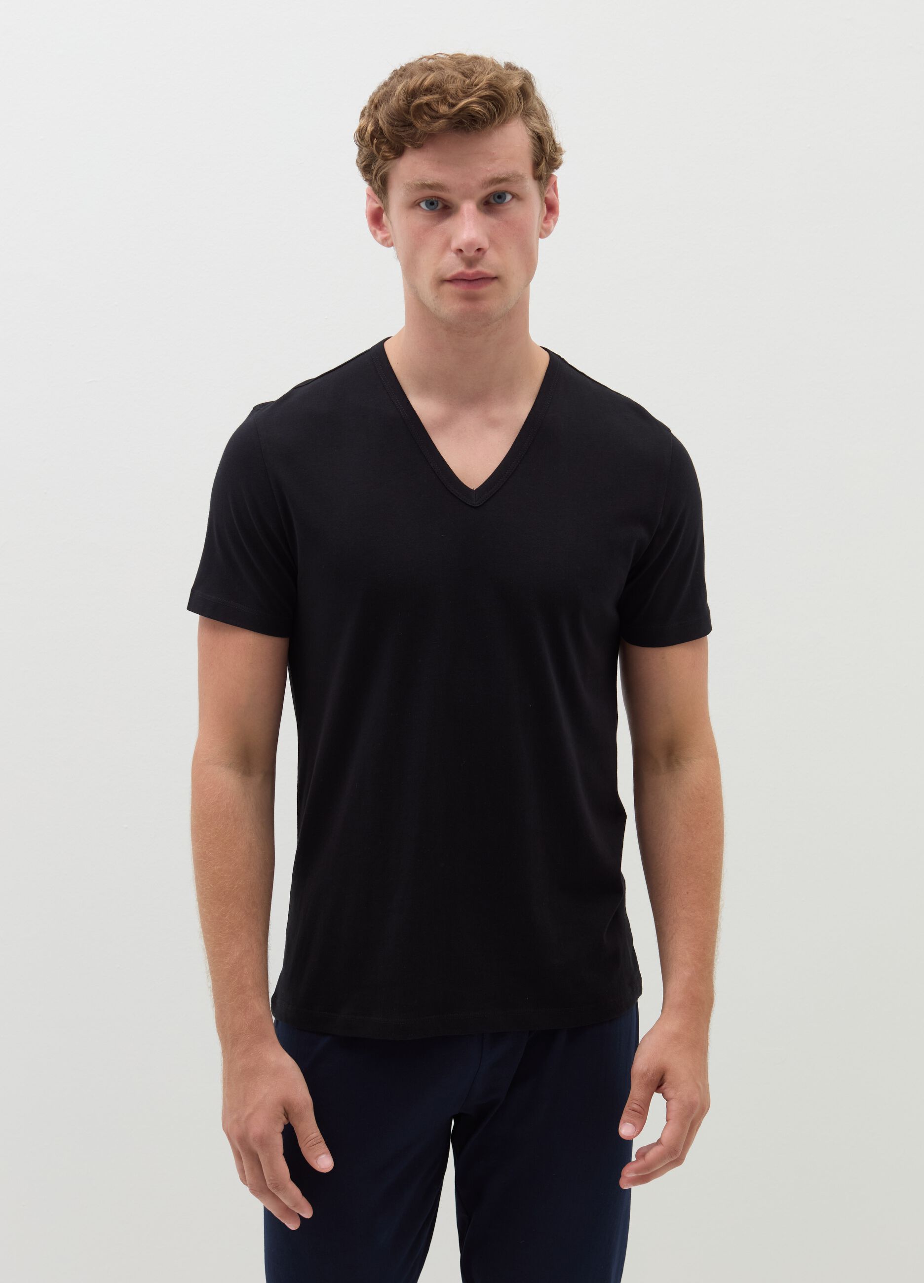 Two-pack undershirts with V neckline in jersey