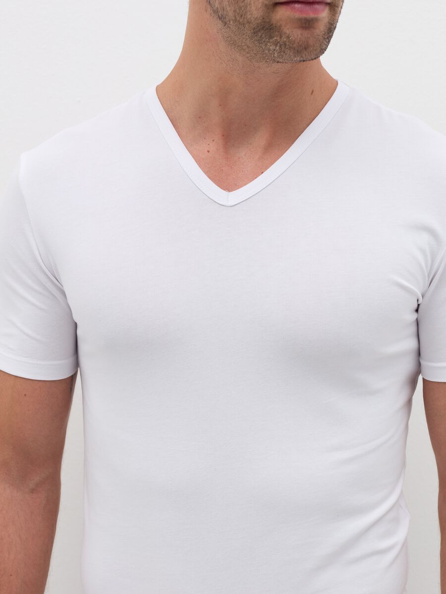 Two-pack organic cotton undershirts_2