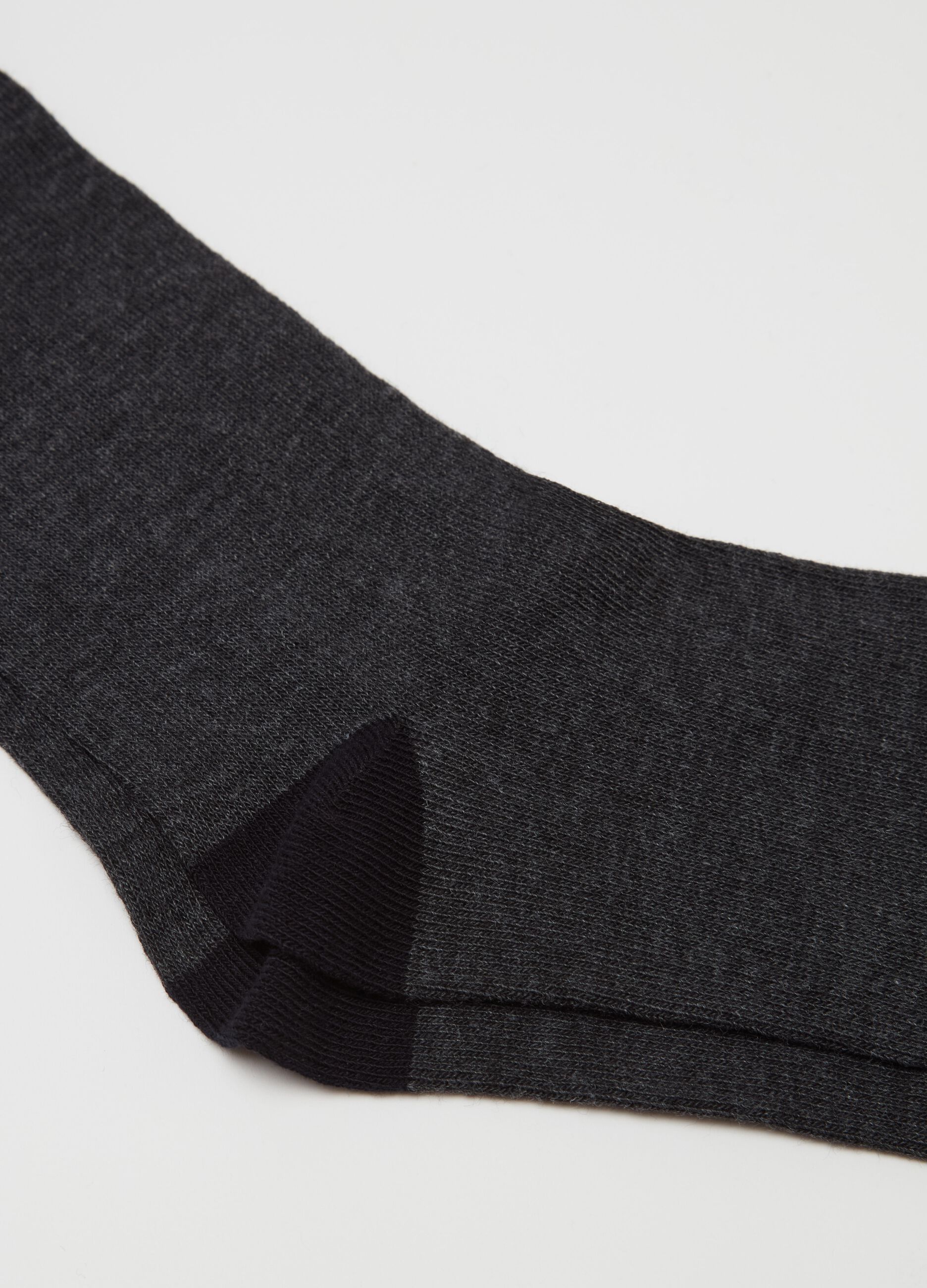 Three-pair pack short socks with contrasting details