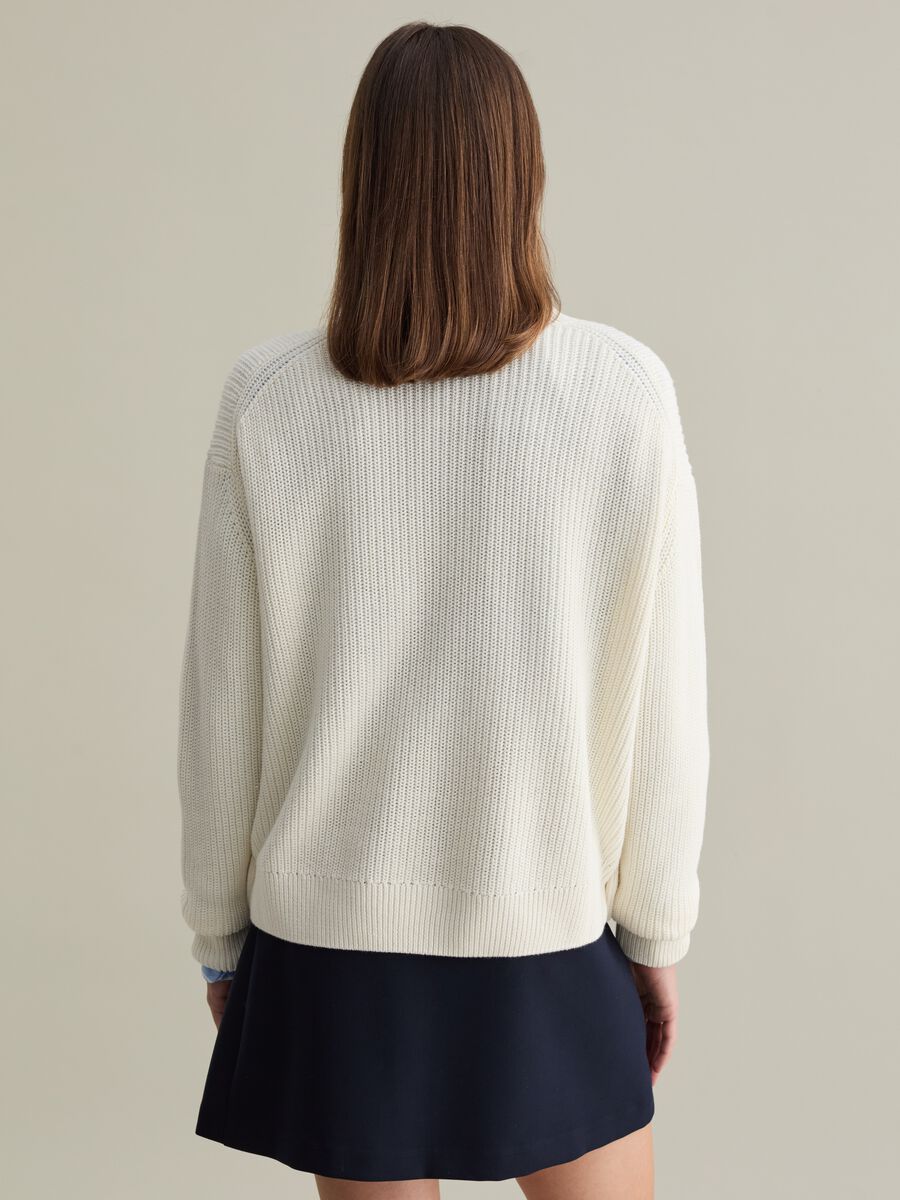 Ribbed pullover with buttons_3