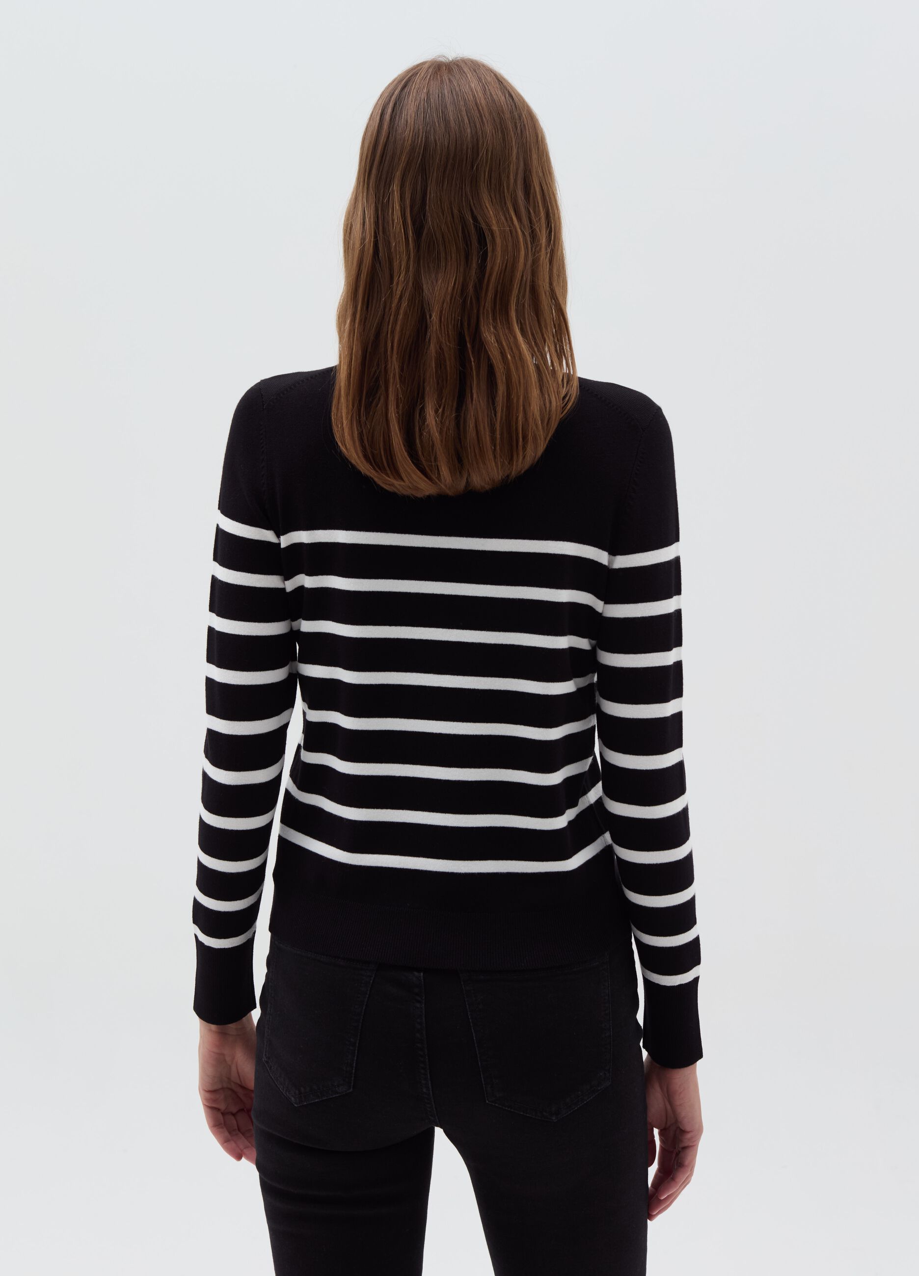 Long-sleeved striped knit shirt