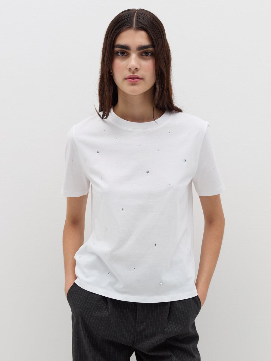 Cotton T-shirt with diamanté motifs_1