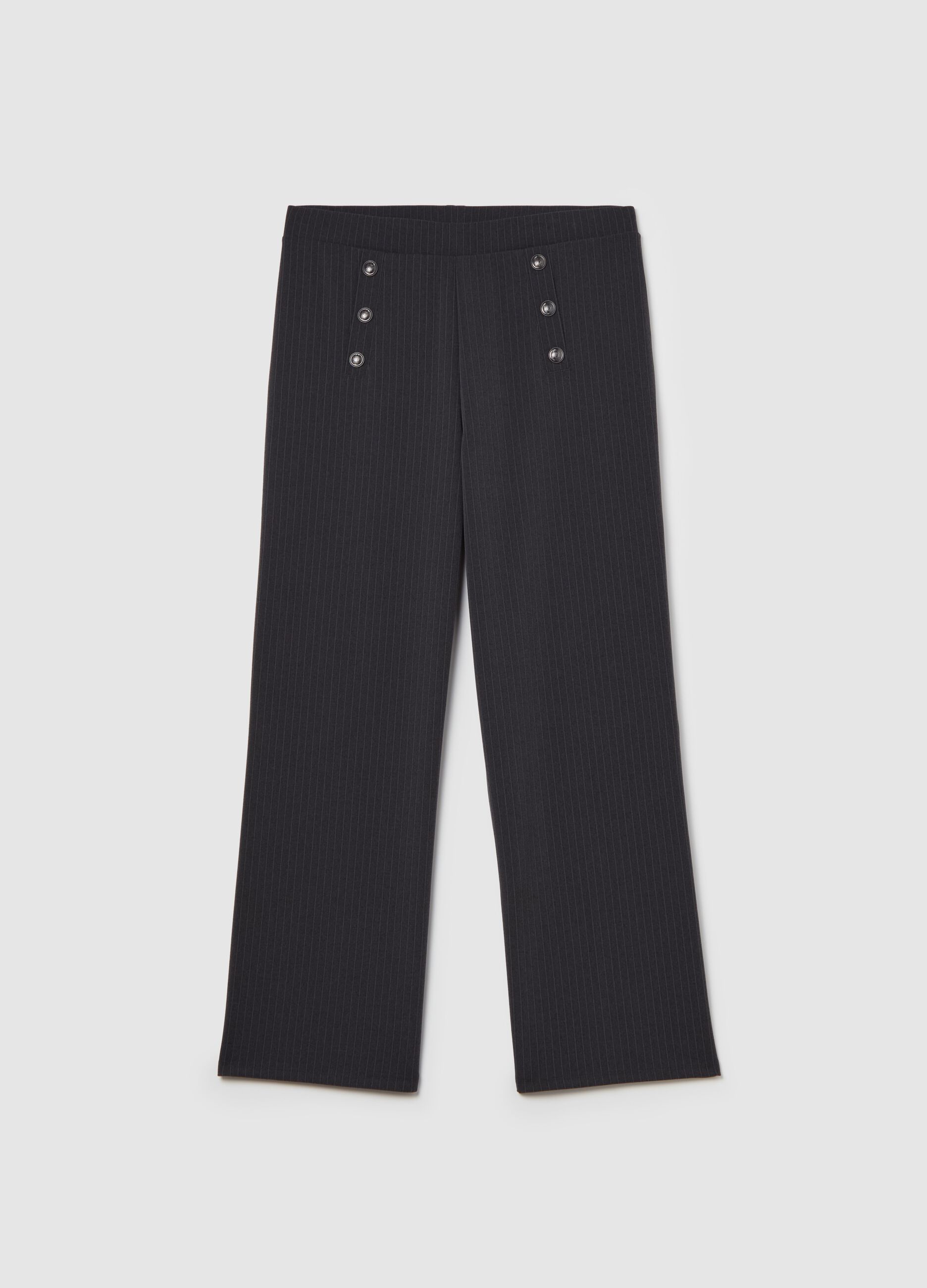 Wide trousers with buttons