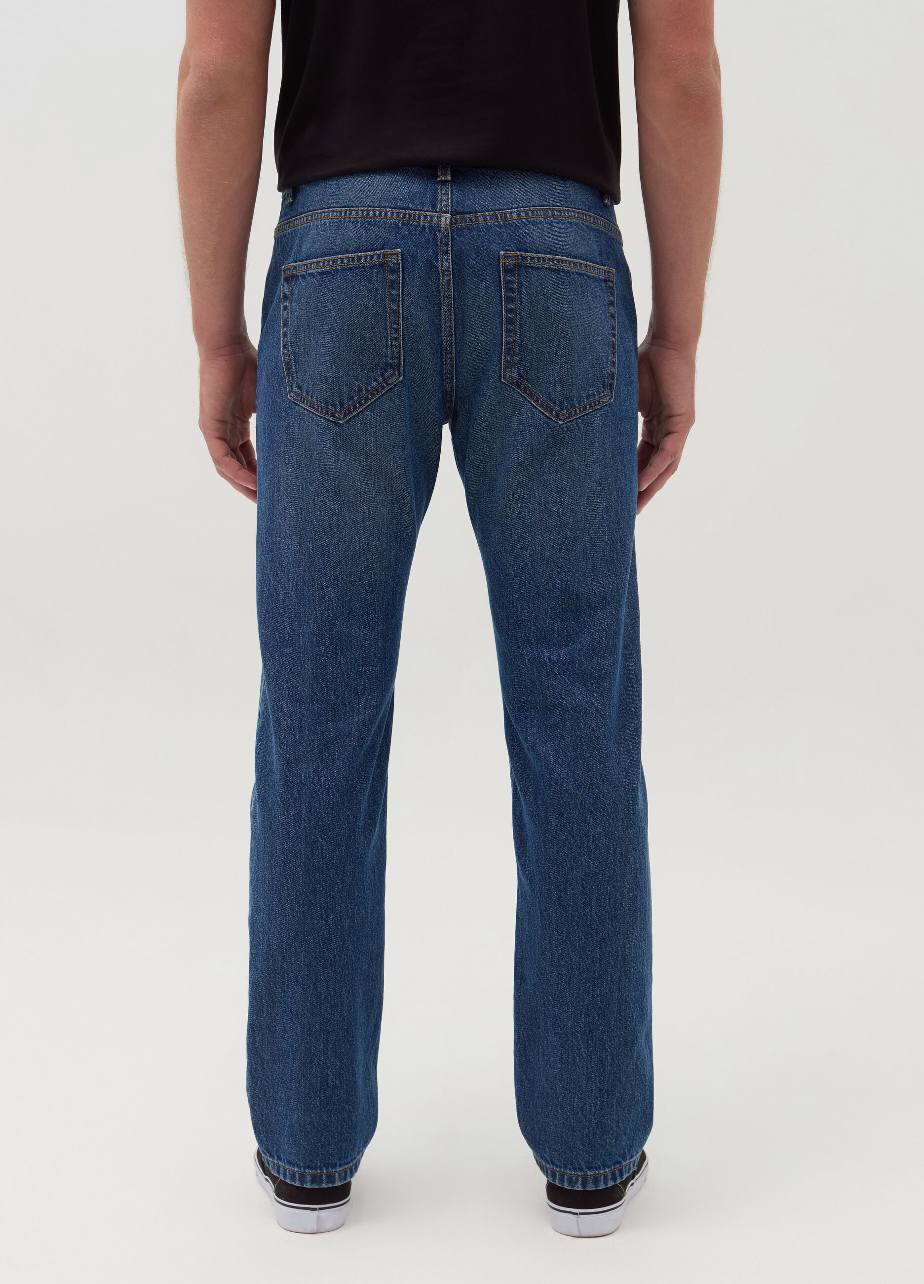 Jeans regular fit con scoloriture