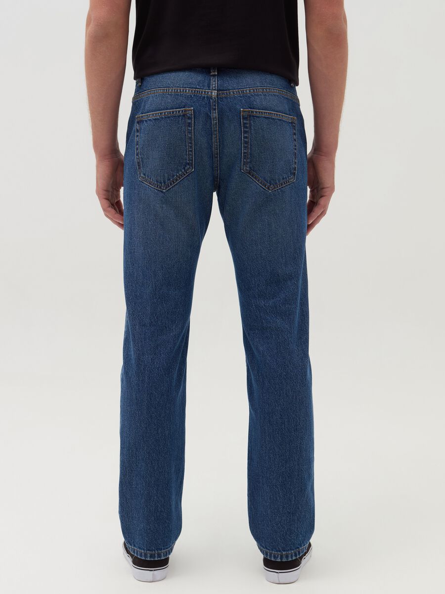Regular fit jeans with discolouring_2