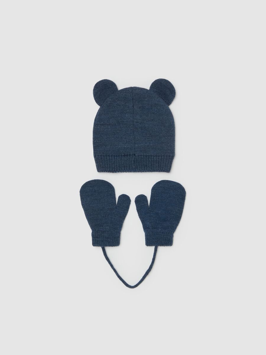 Hat and mittens set with teddy bear embroidery_1