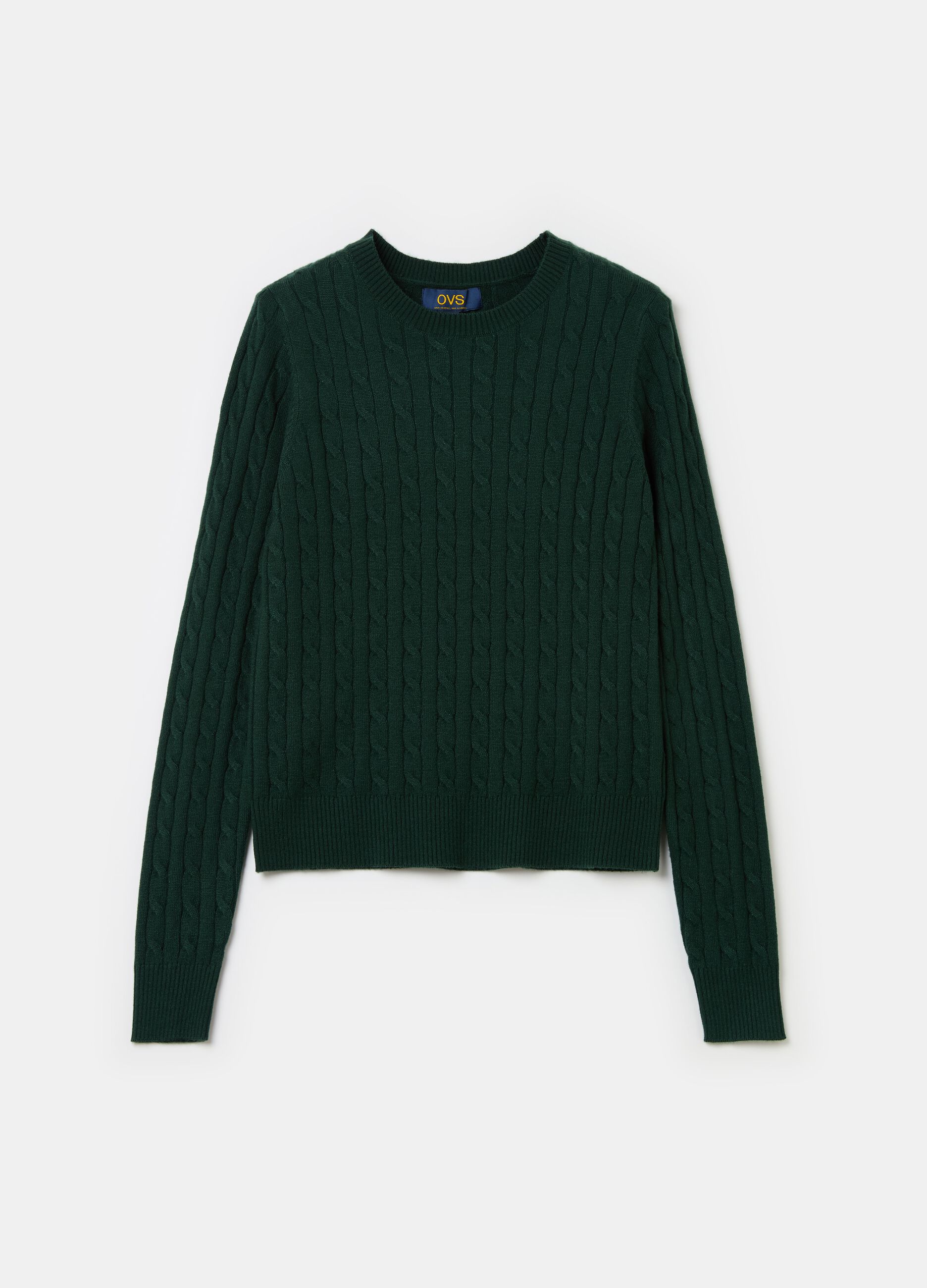 Ribbed pullover with cable-knit design