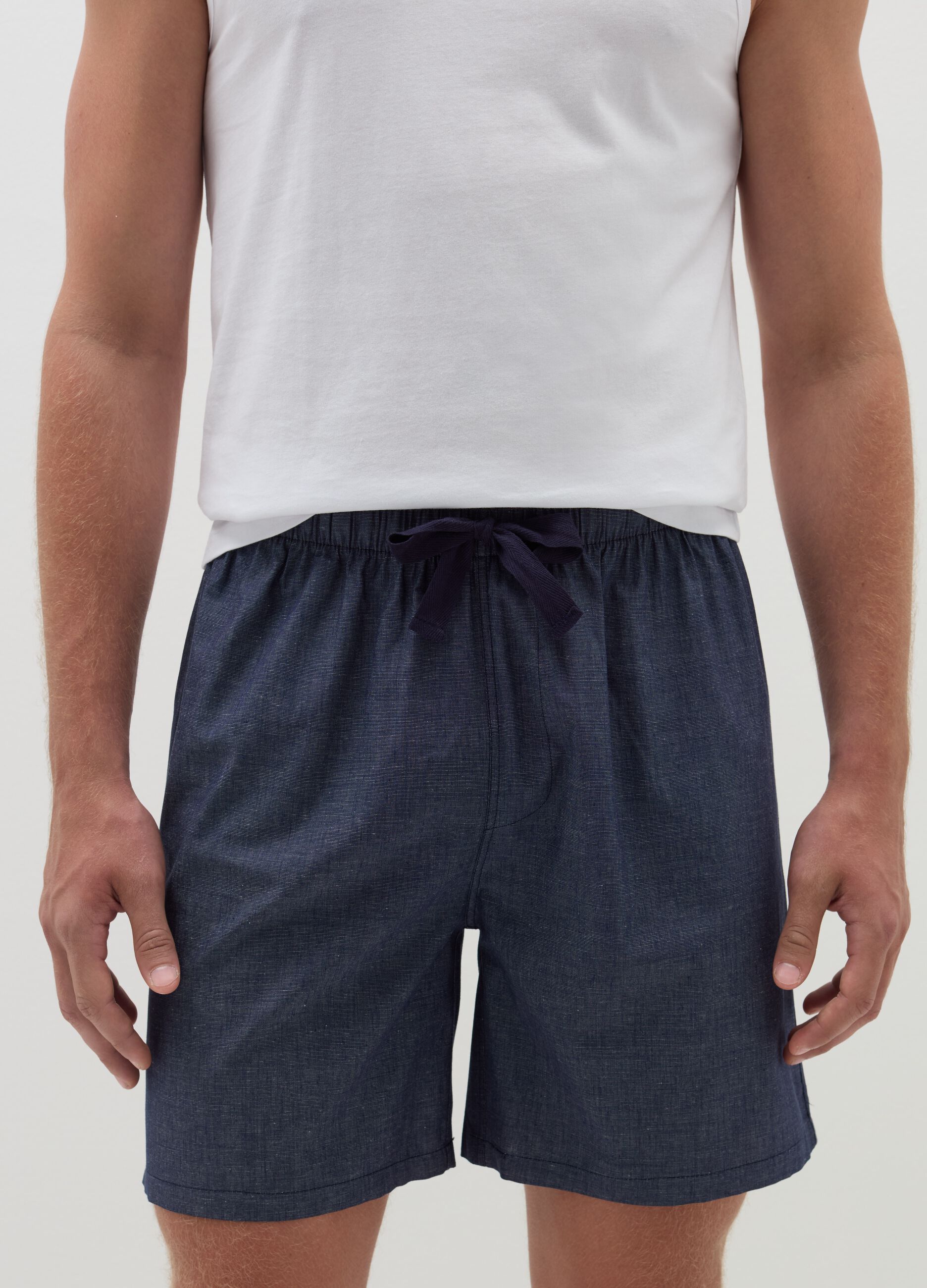 Pyjama shorts in cotton canvas with drawstring