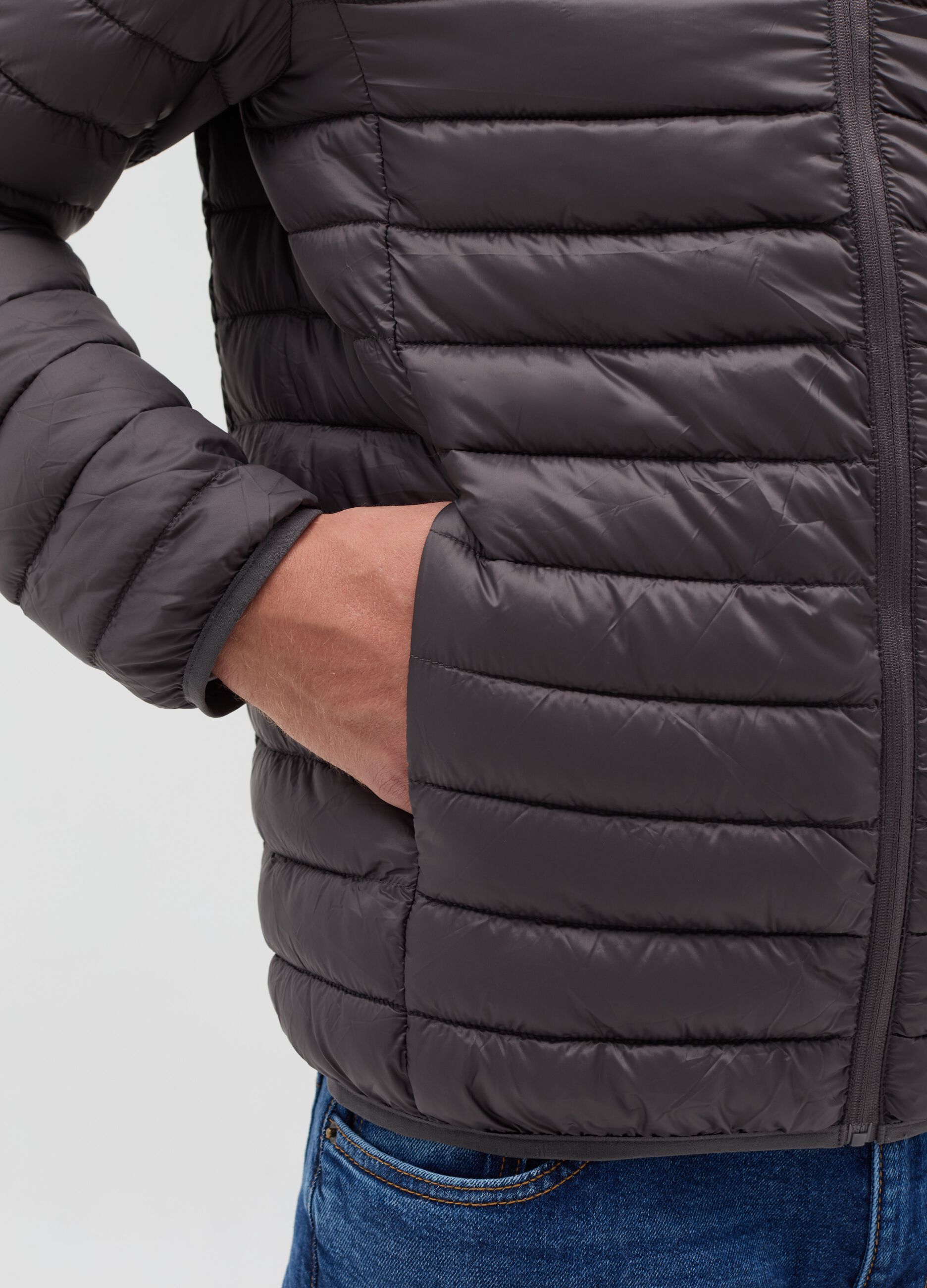 Ultralight full-zip down jacket