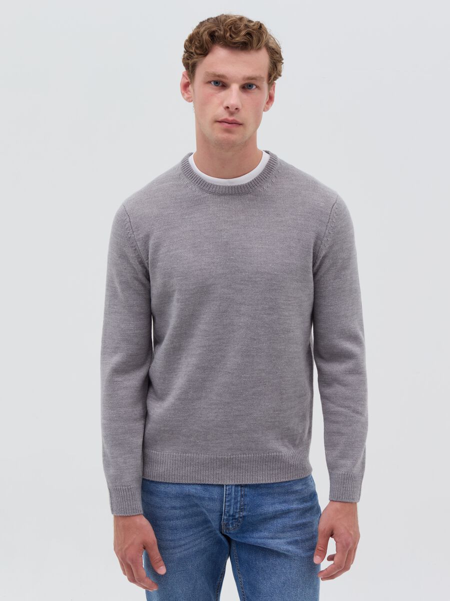 Round neck pullover_1