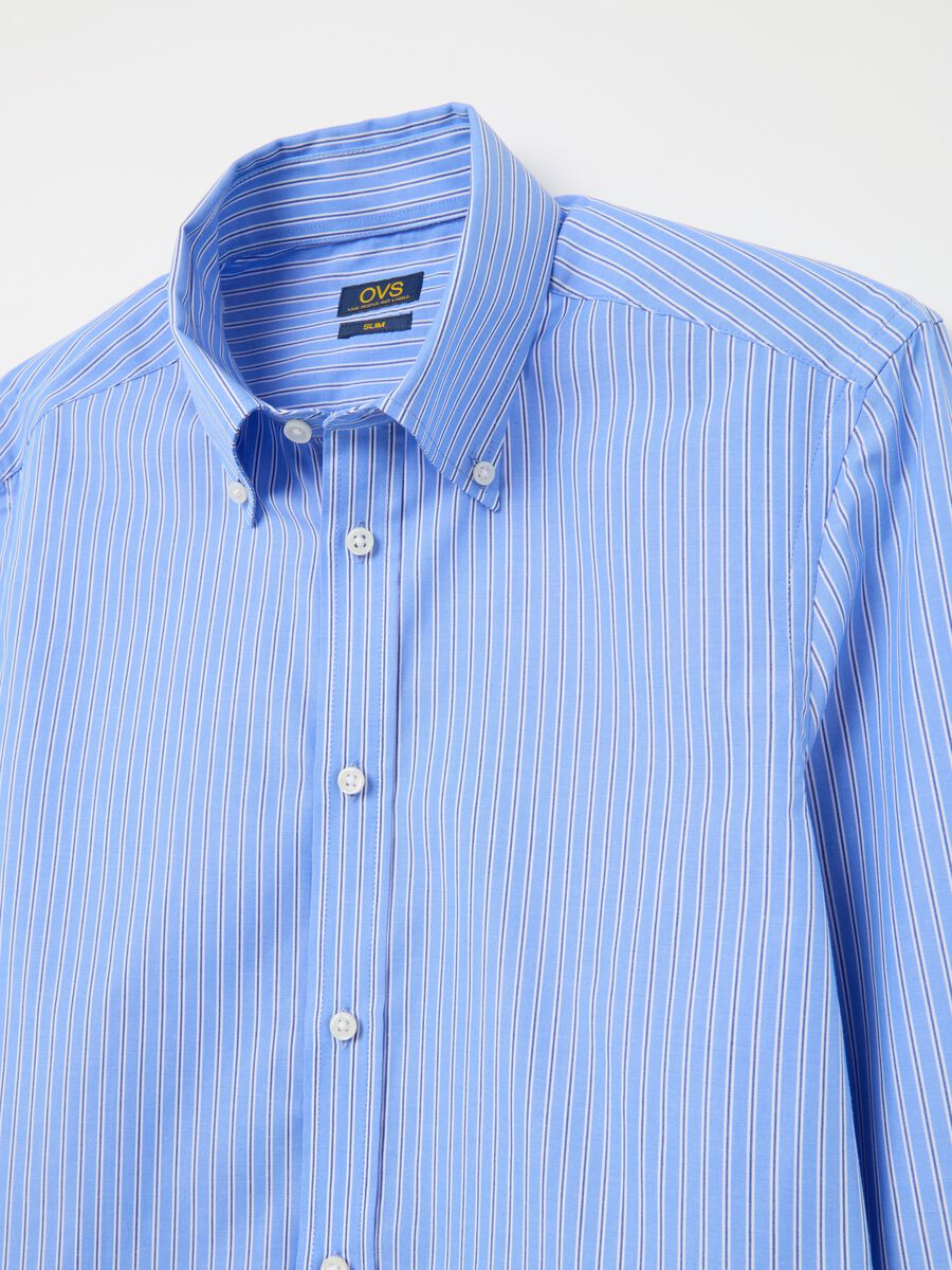 Slim-fit striped shirt with button-down collar_5