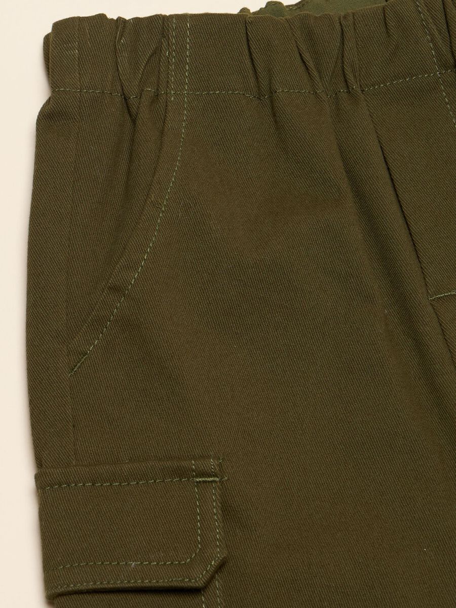 Pantalone in twill di cotone stretch_1