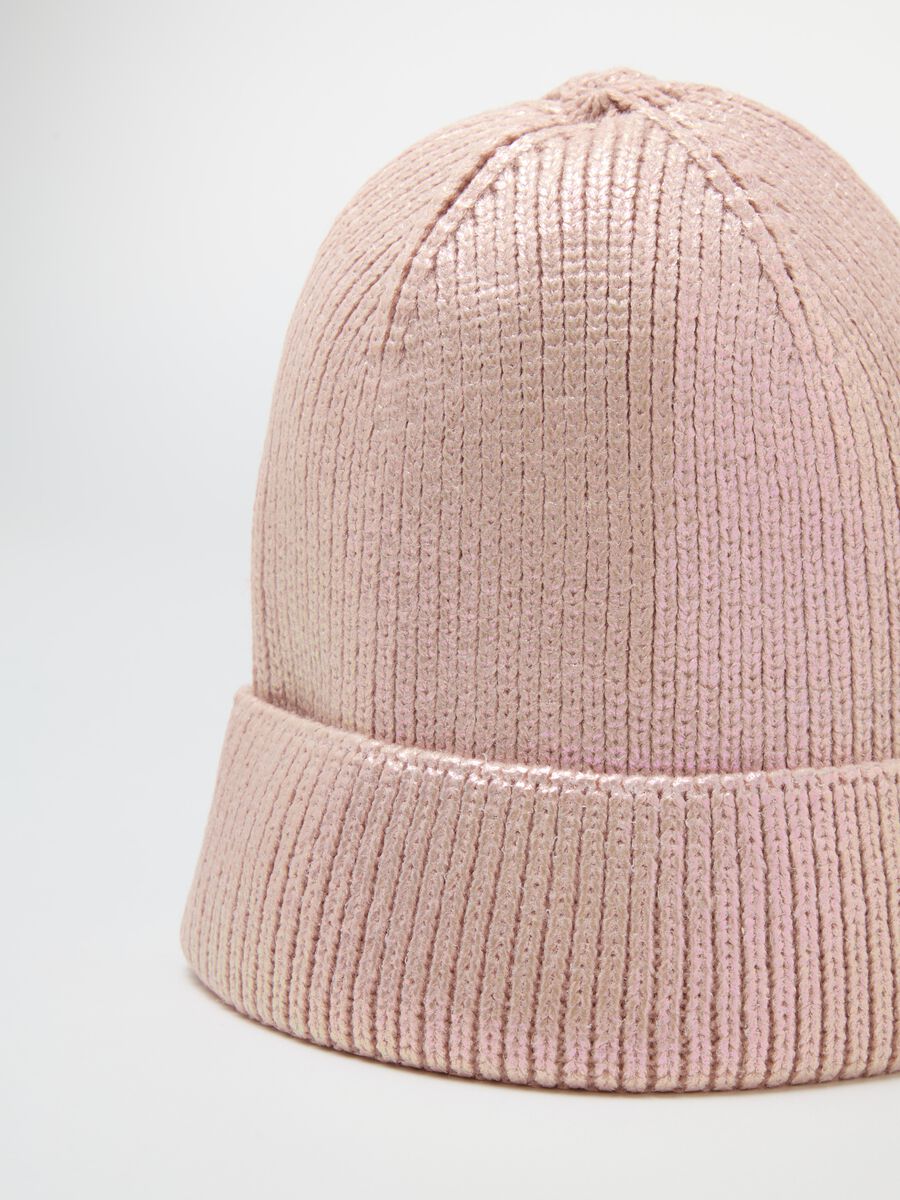 Shiny-effect knit hat_2