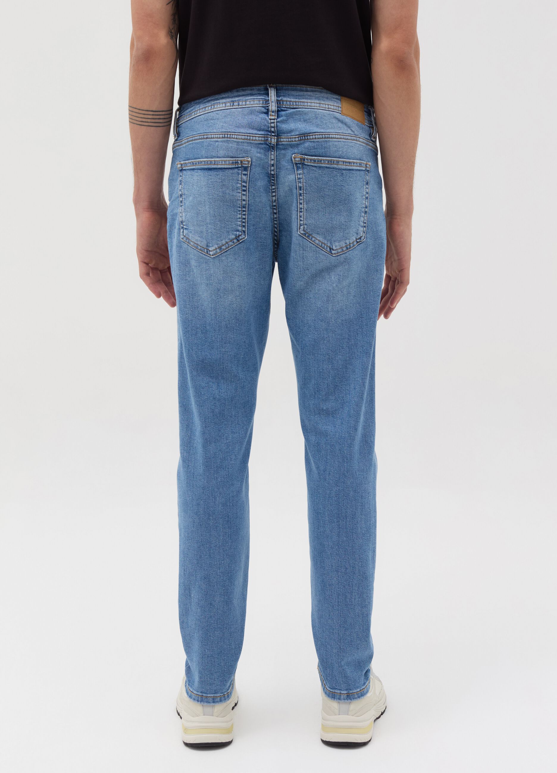 Skinny-fit jeans with fading