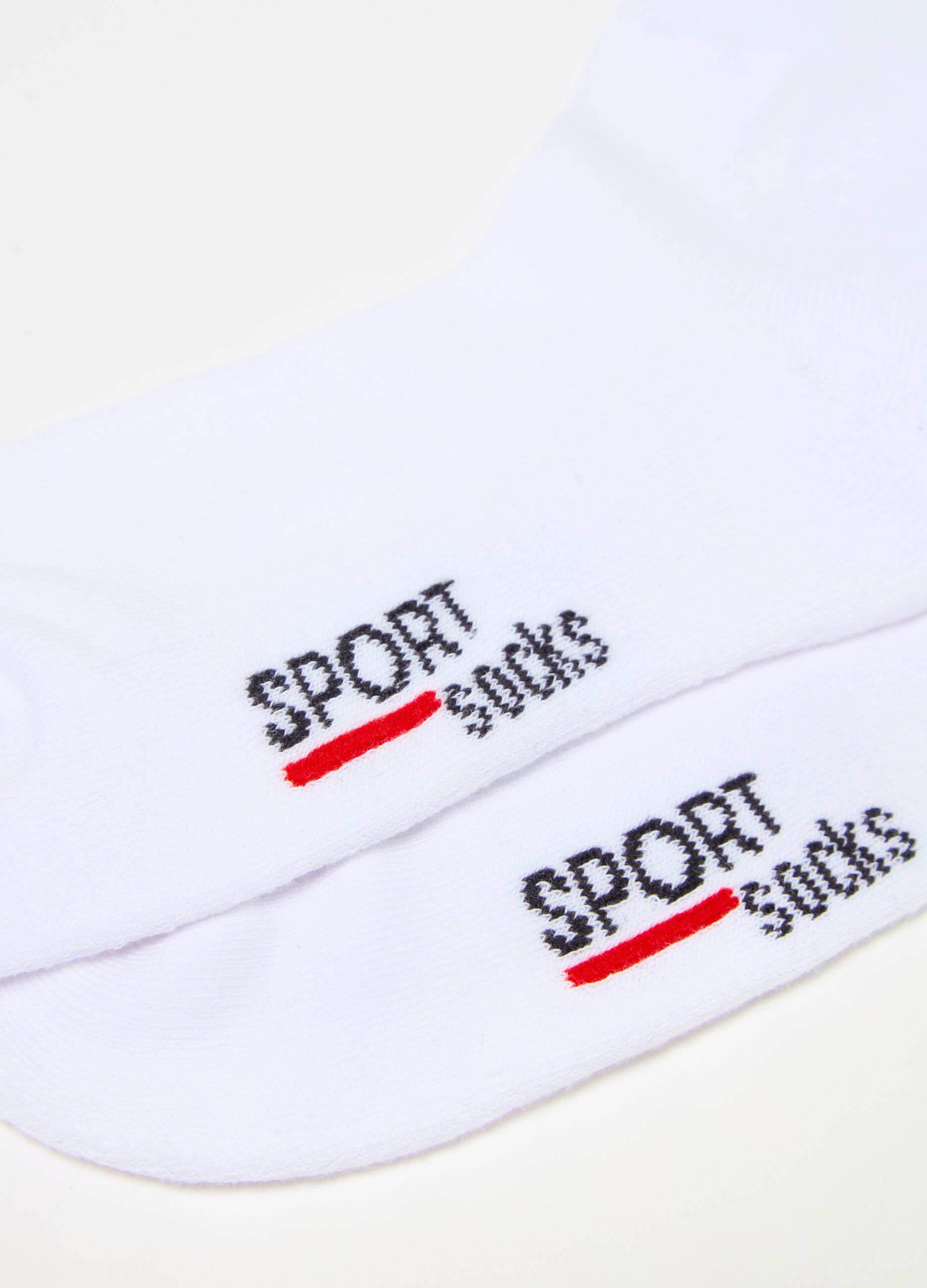 Three-pair pack short stretch fitness socks