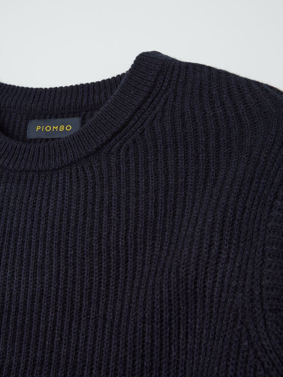 Ribbed pullover with round neckline_5