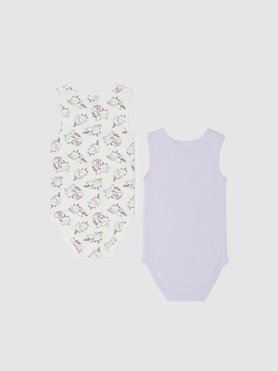 Two-pack bodysuits in organic cotton with unicorn kitten_1