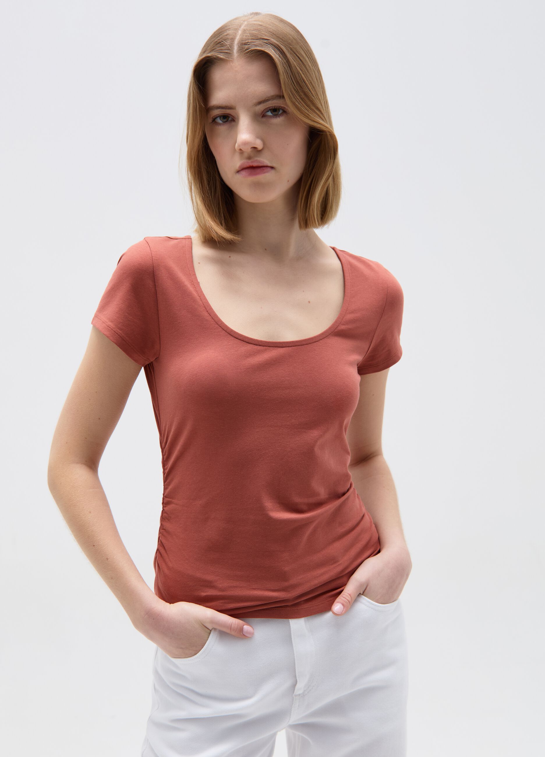 Cotton T-shirt with gathering