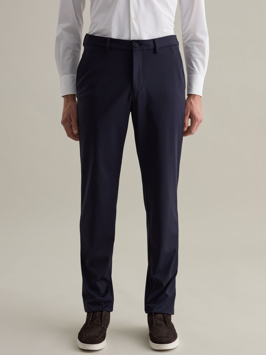 Contemporary chino trousers in technical fabric_1