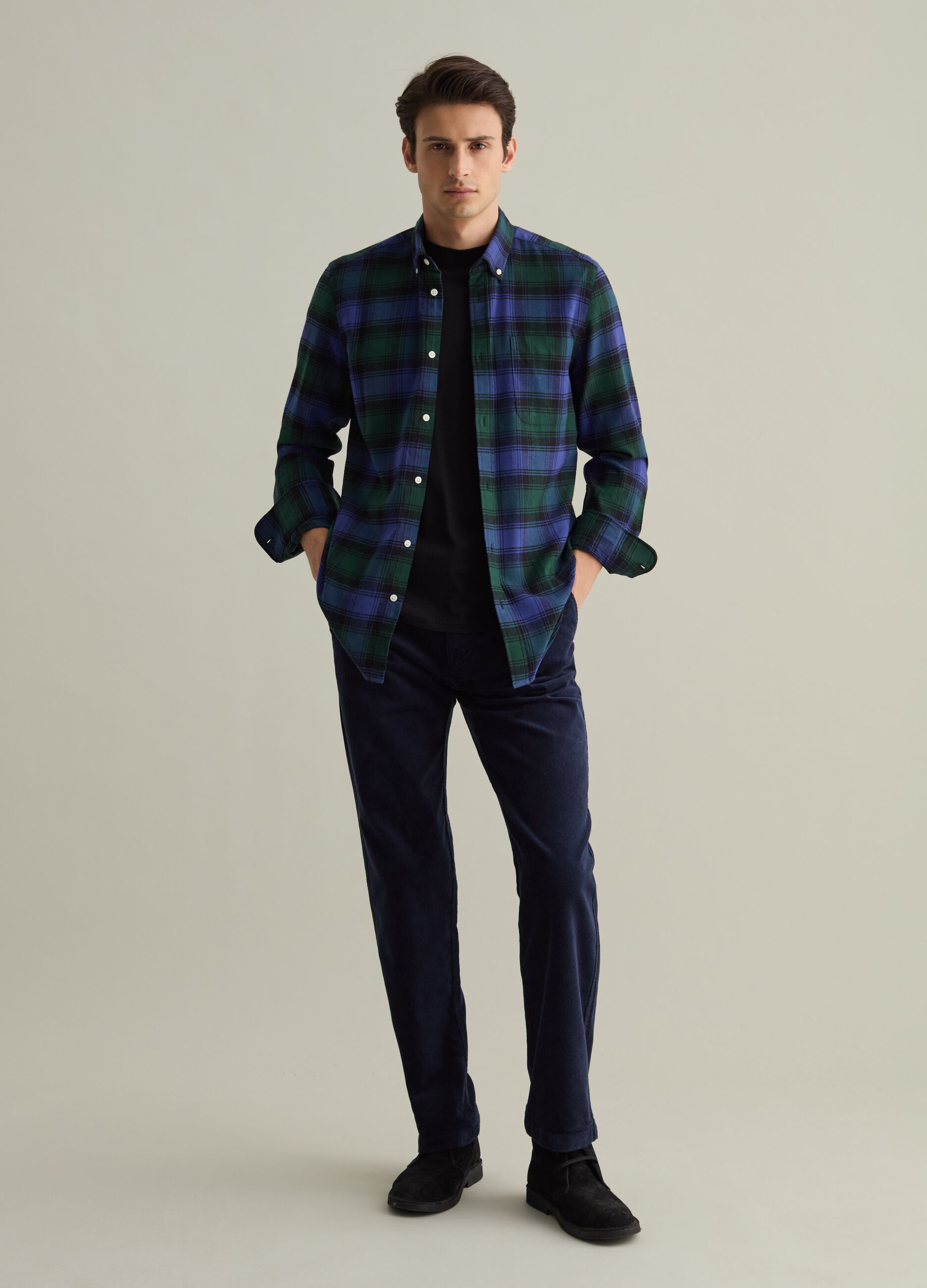 Flannel shirt with check pattern and button-down collar