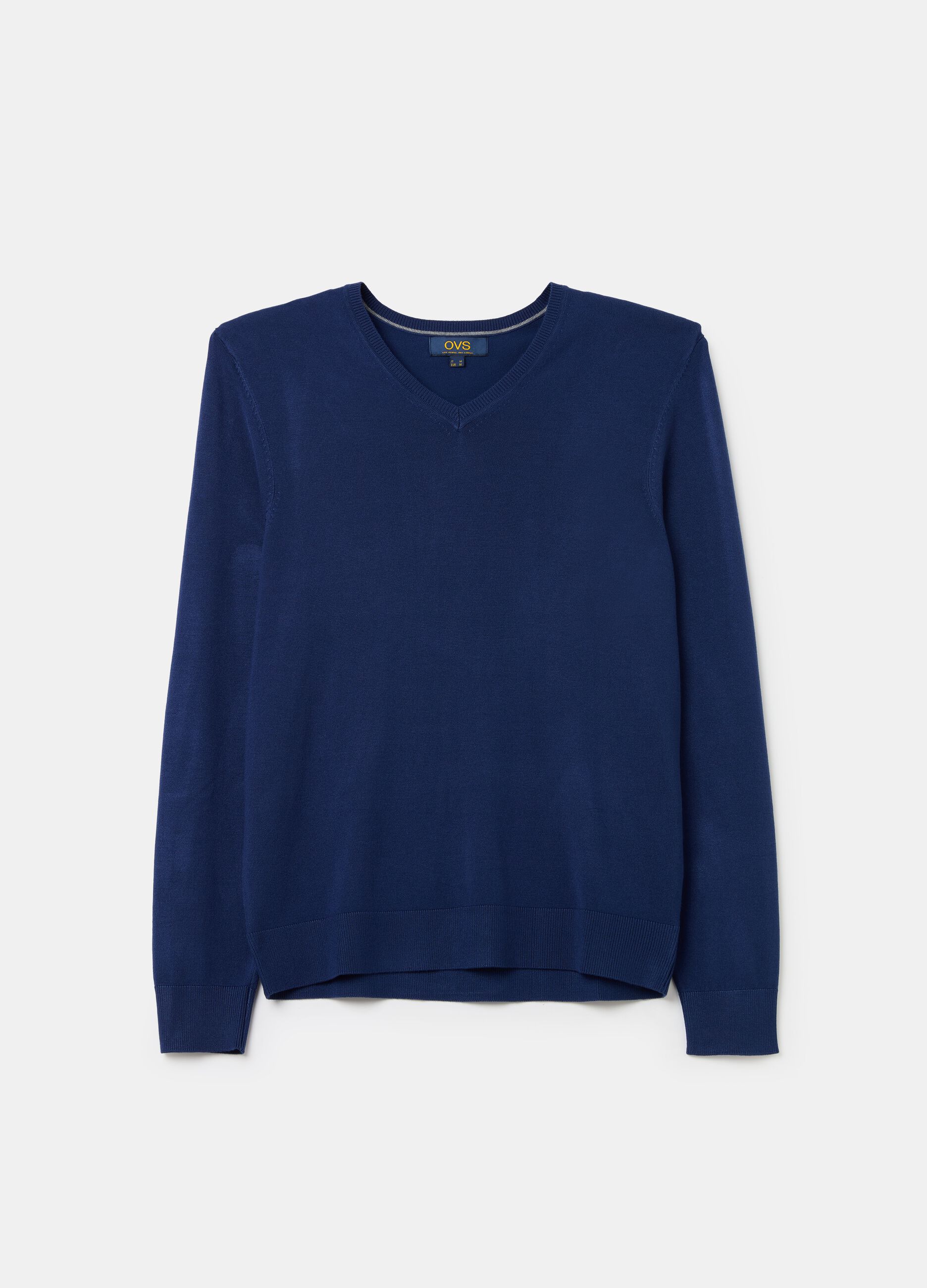 V-neck pullover