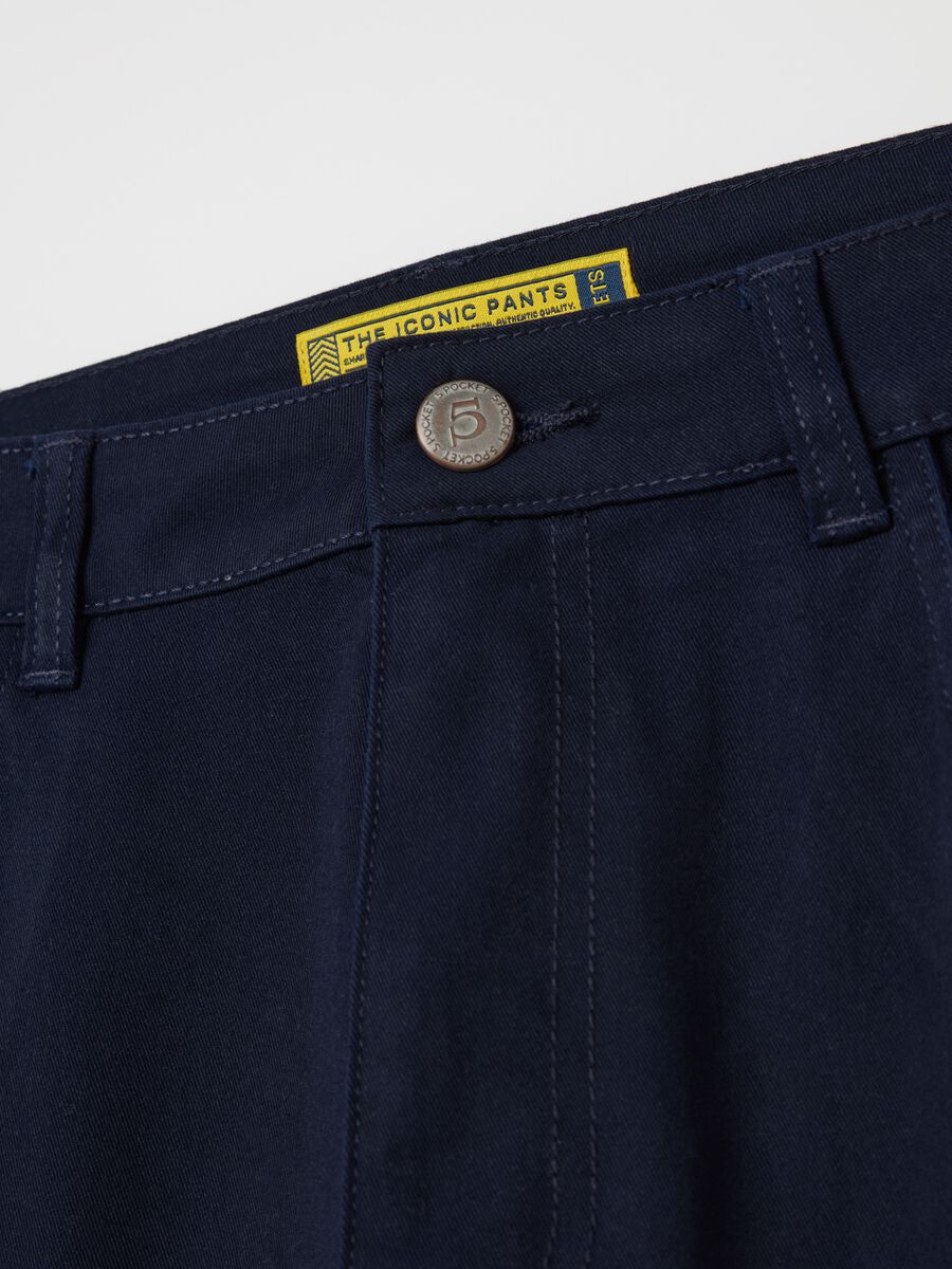 Slim-fit twill trousers with five pockets_5