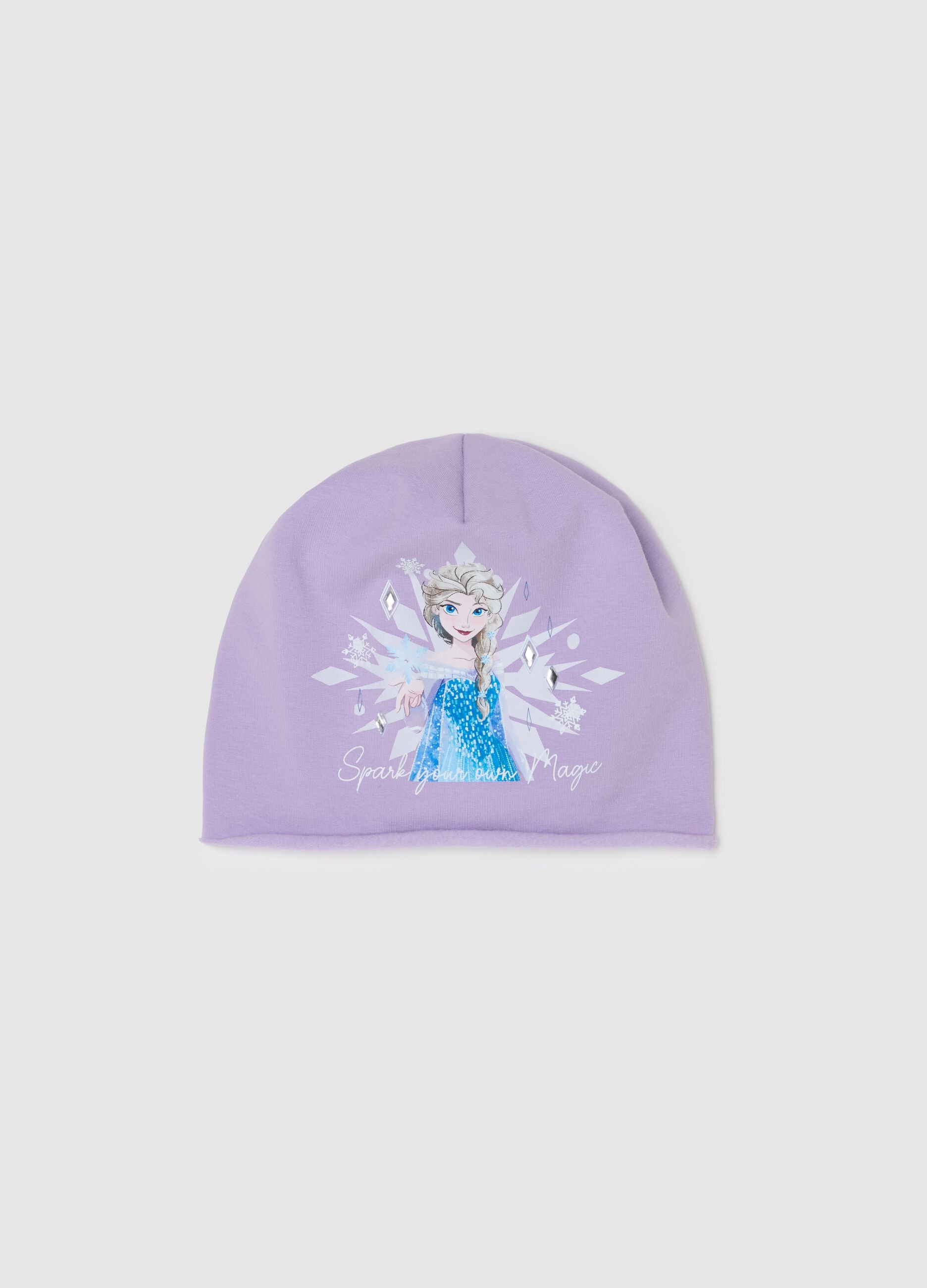 Fleece hat with Elsa "Spark your magic” print