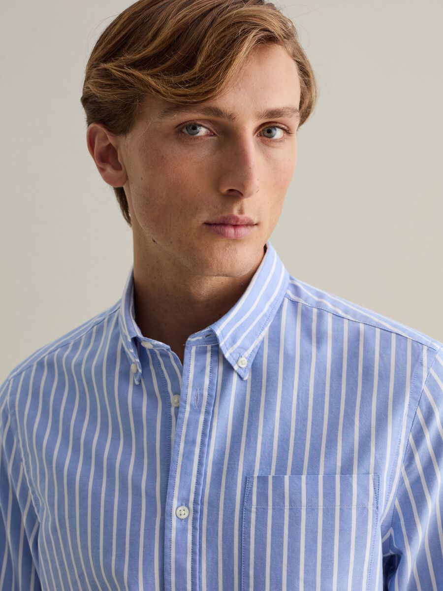 Regular-fit shirt in striped Oxford cotton_2