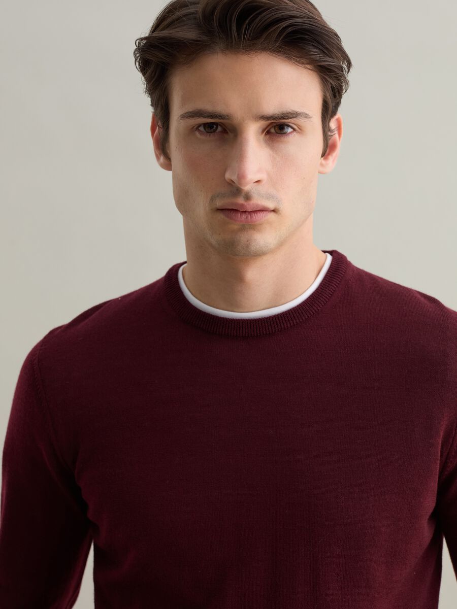 Merino wool pullover with round neck_2