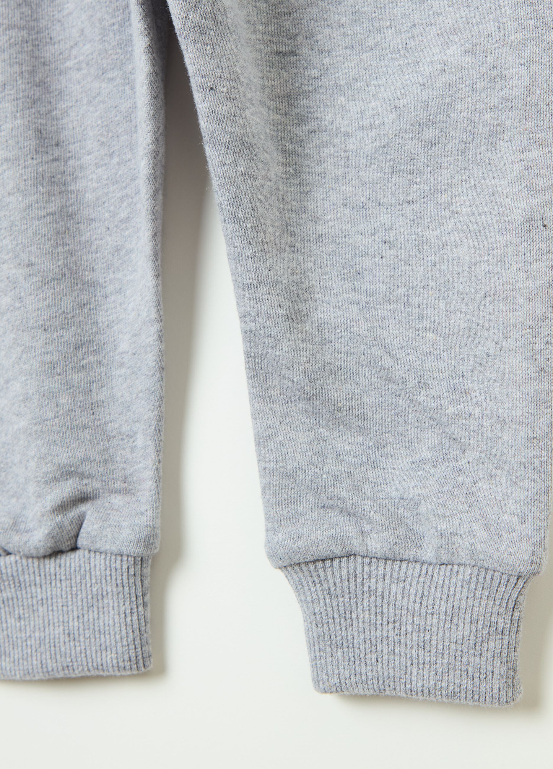 Fleece joggers with drawstring