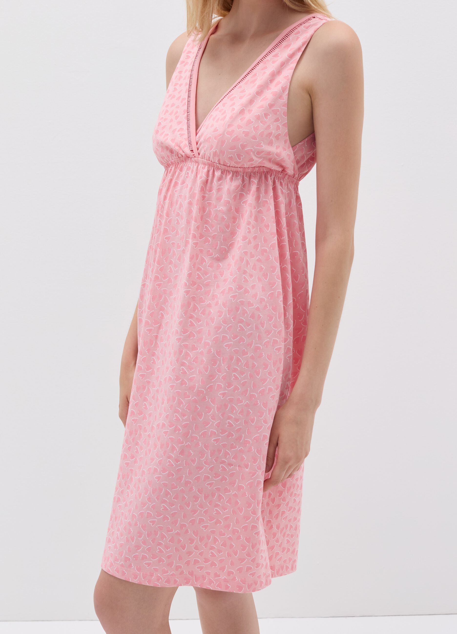 Nightdress with small hearts print