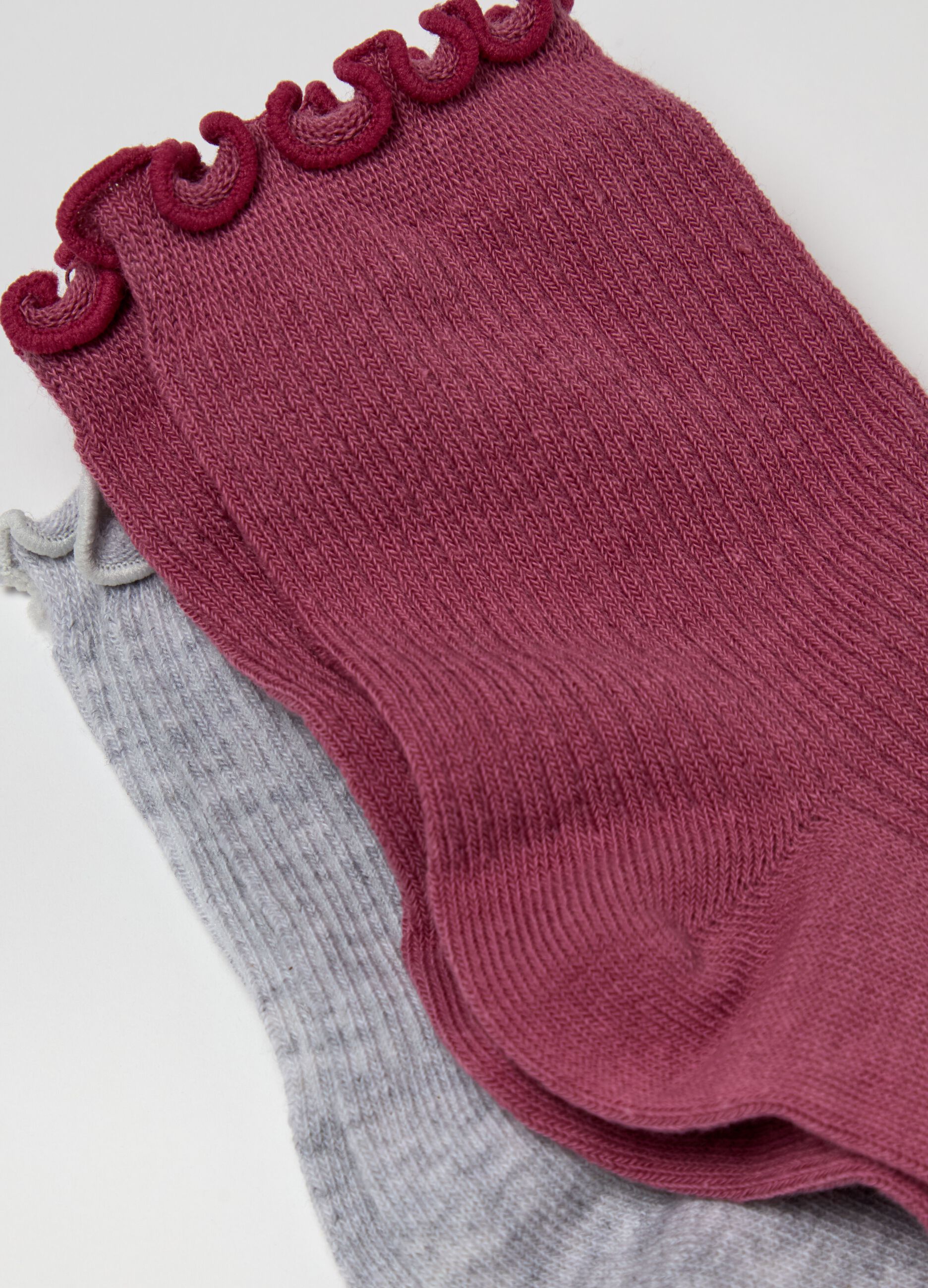 Three-pair pack short stretch ribbed socks