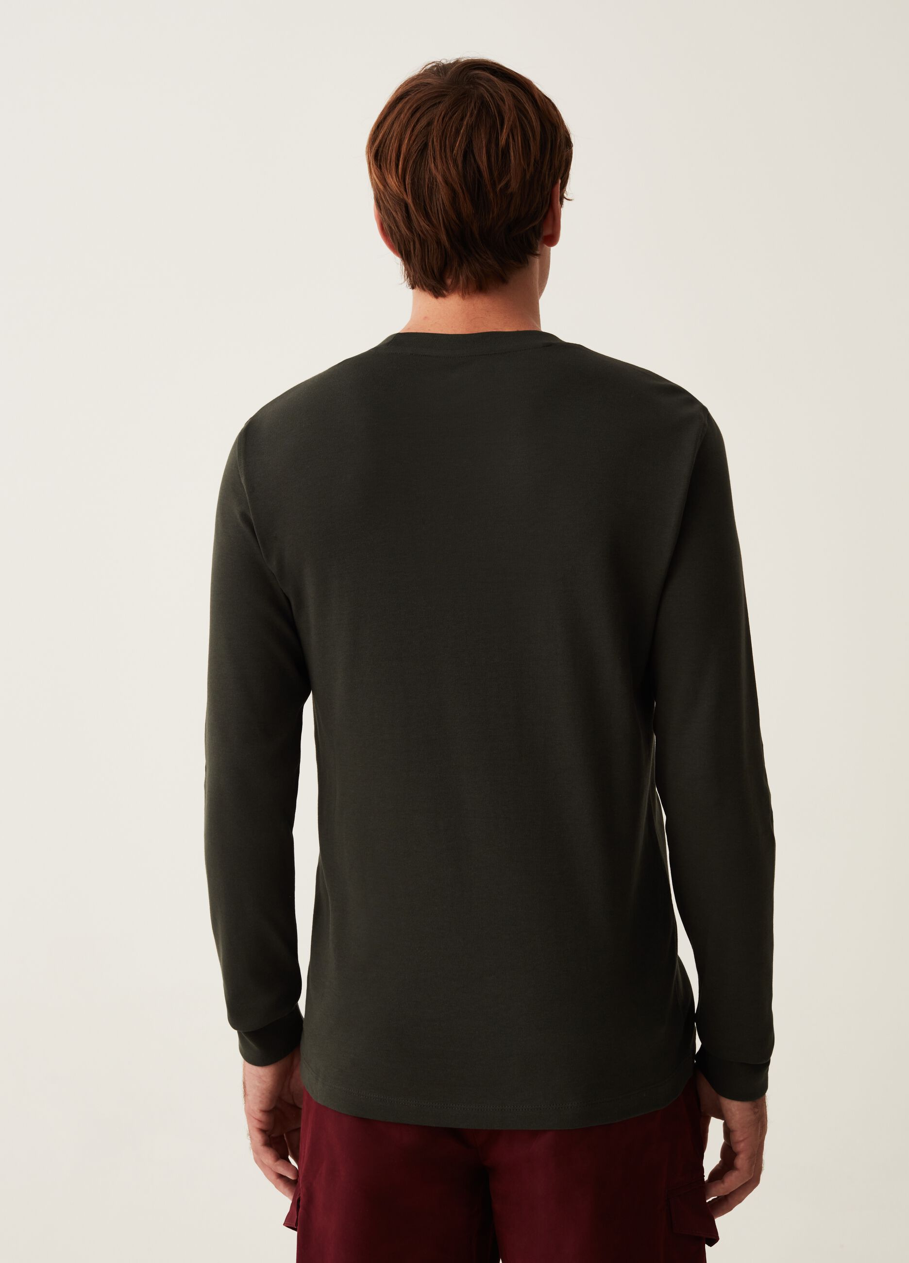 Long-sleeved T-shirt with round neck