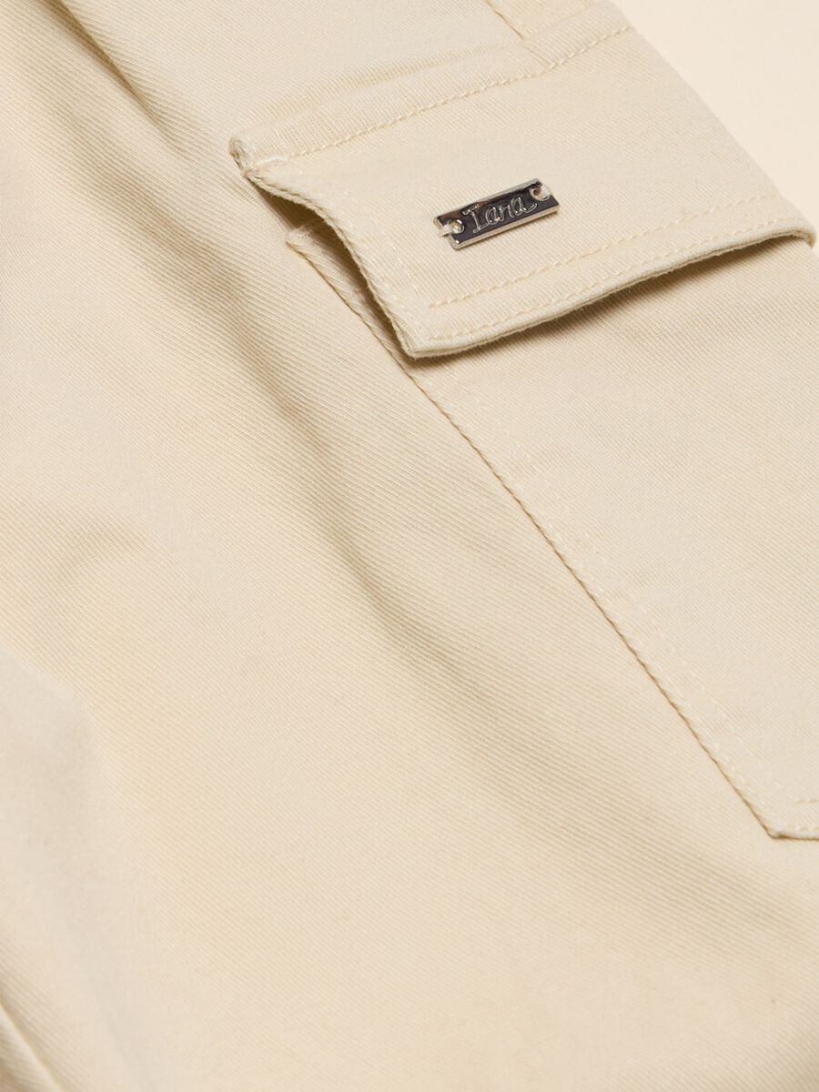 Pantaloni cargo in twill di cotone stretch_1