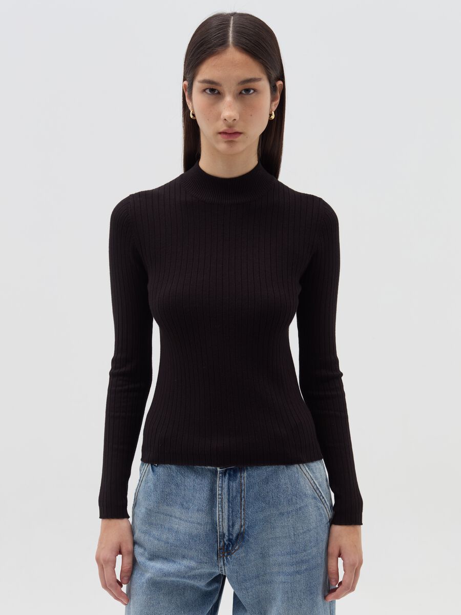 Flat ribbed top with mock neck_1