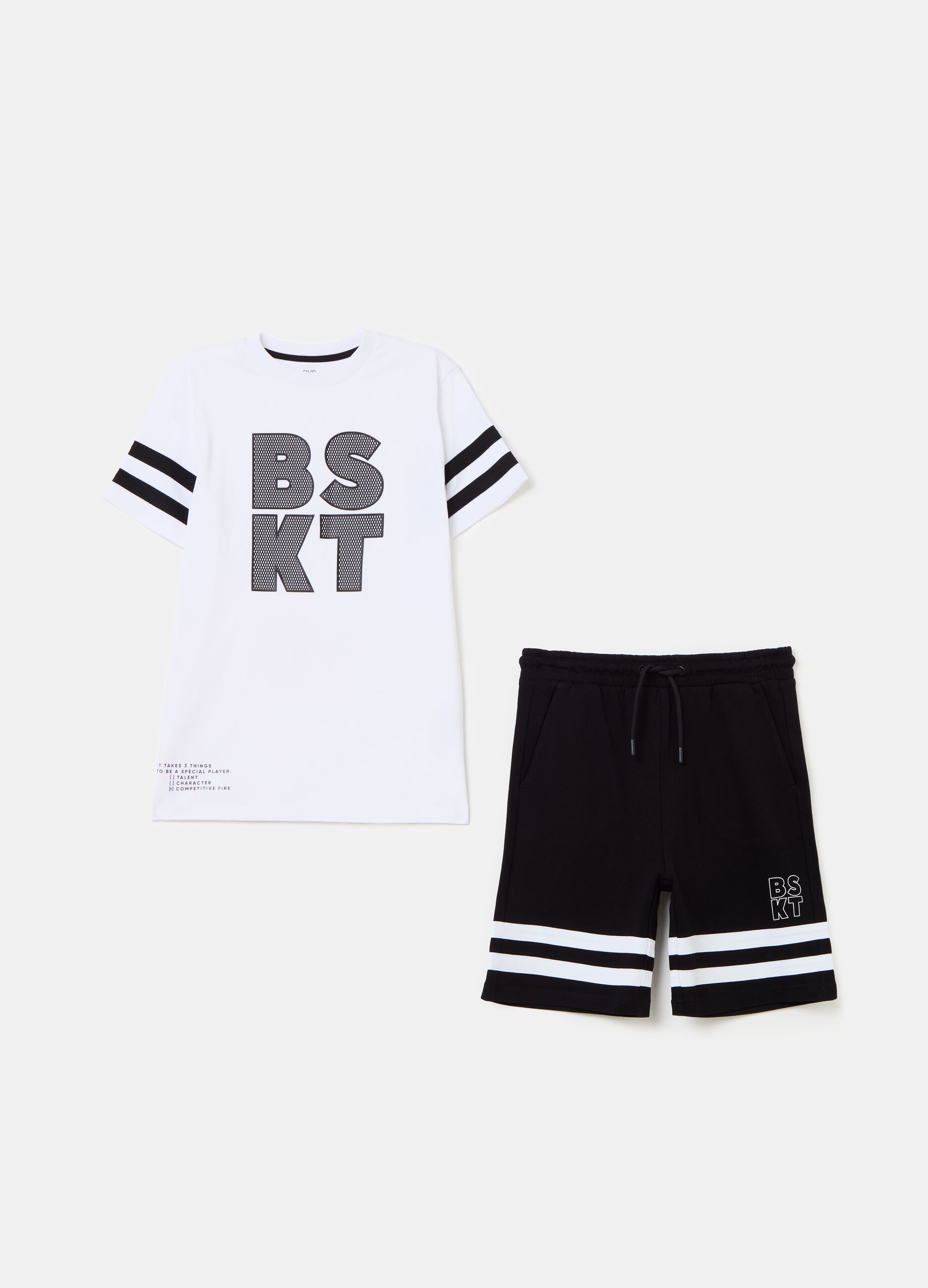 Jogging set with T-shirt and Bermuda shorts with basketball print