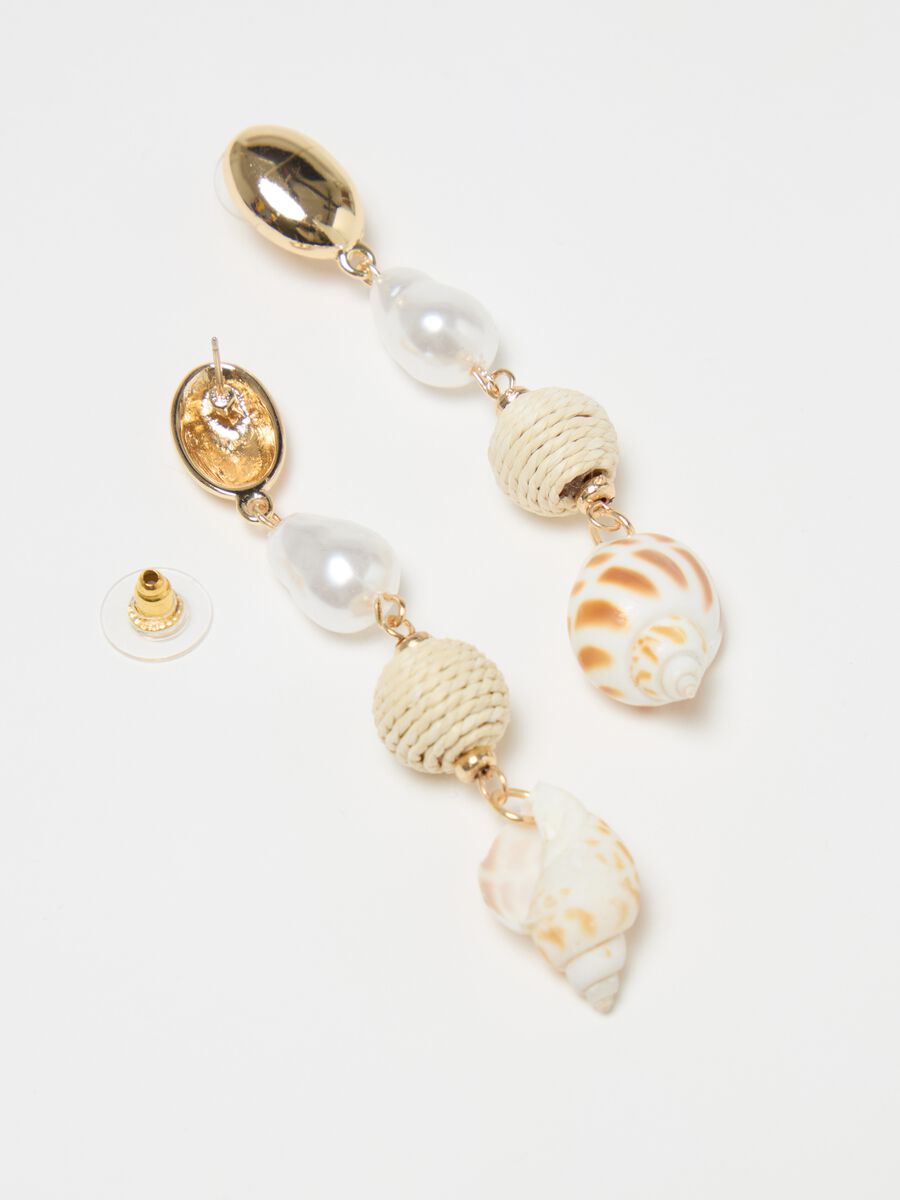 Pendant earrings with shells_2