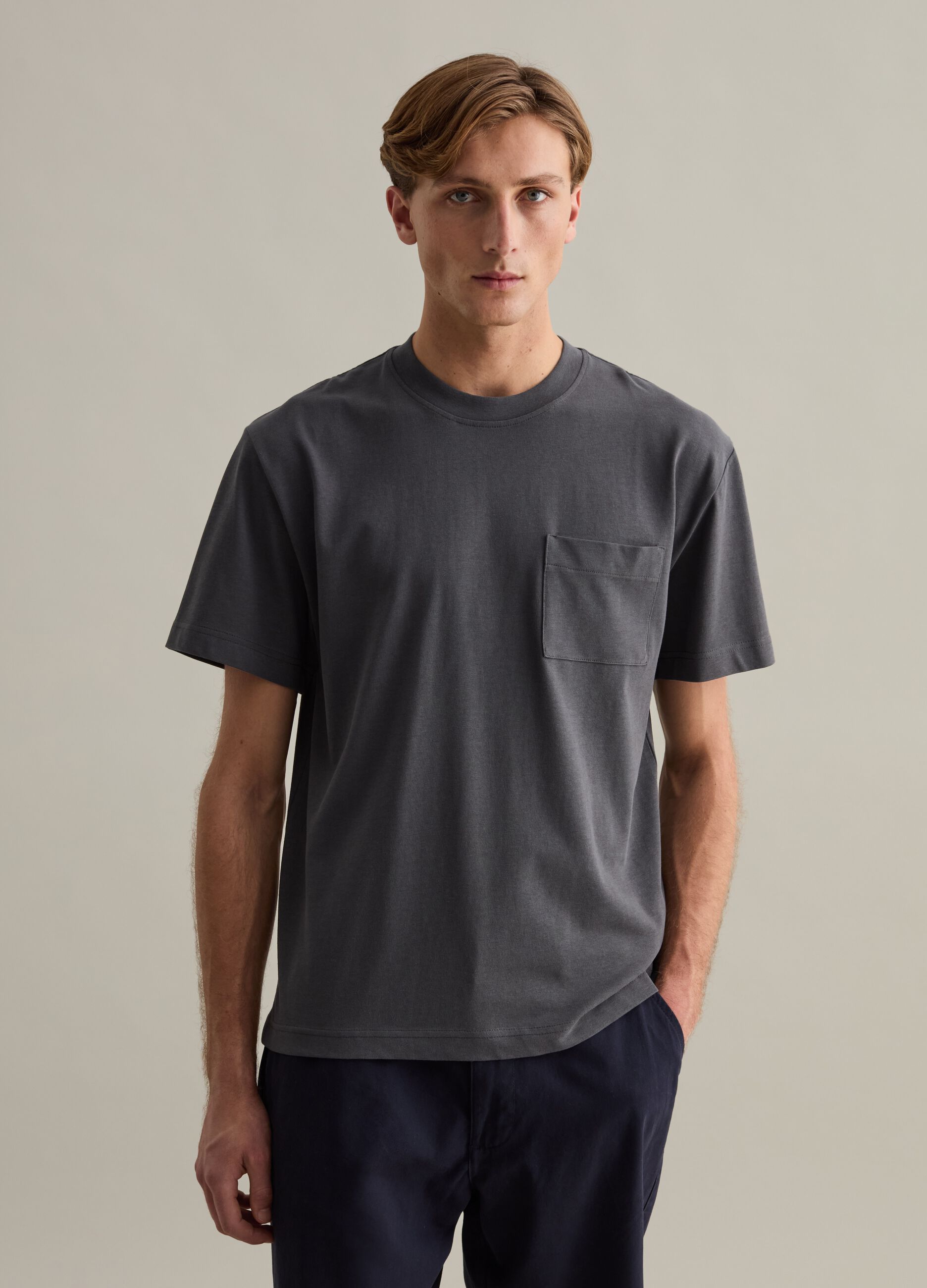 Relaxed-fit T-shirt with pocket