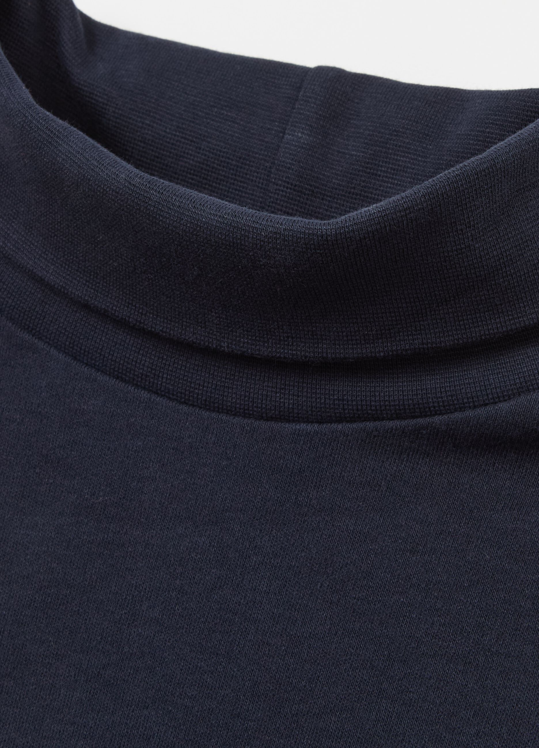 Long-sleeved T-shirt with high neck